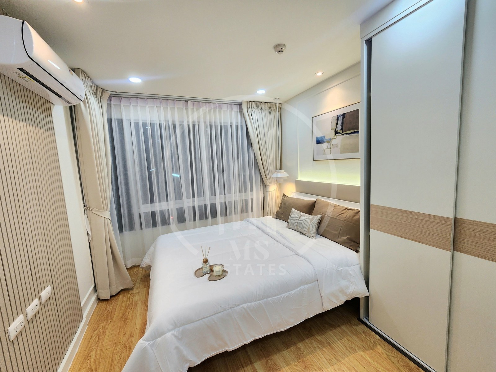 Plus 1 Condominium – photo 2