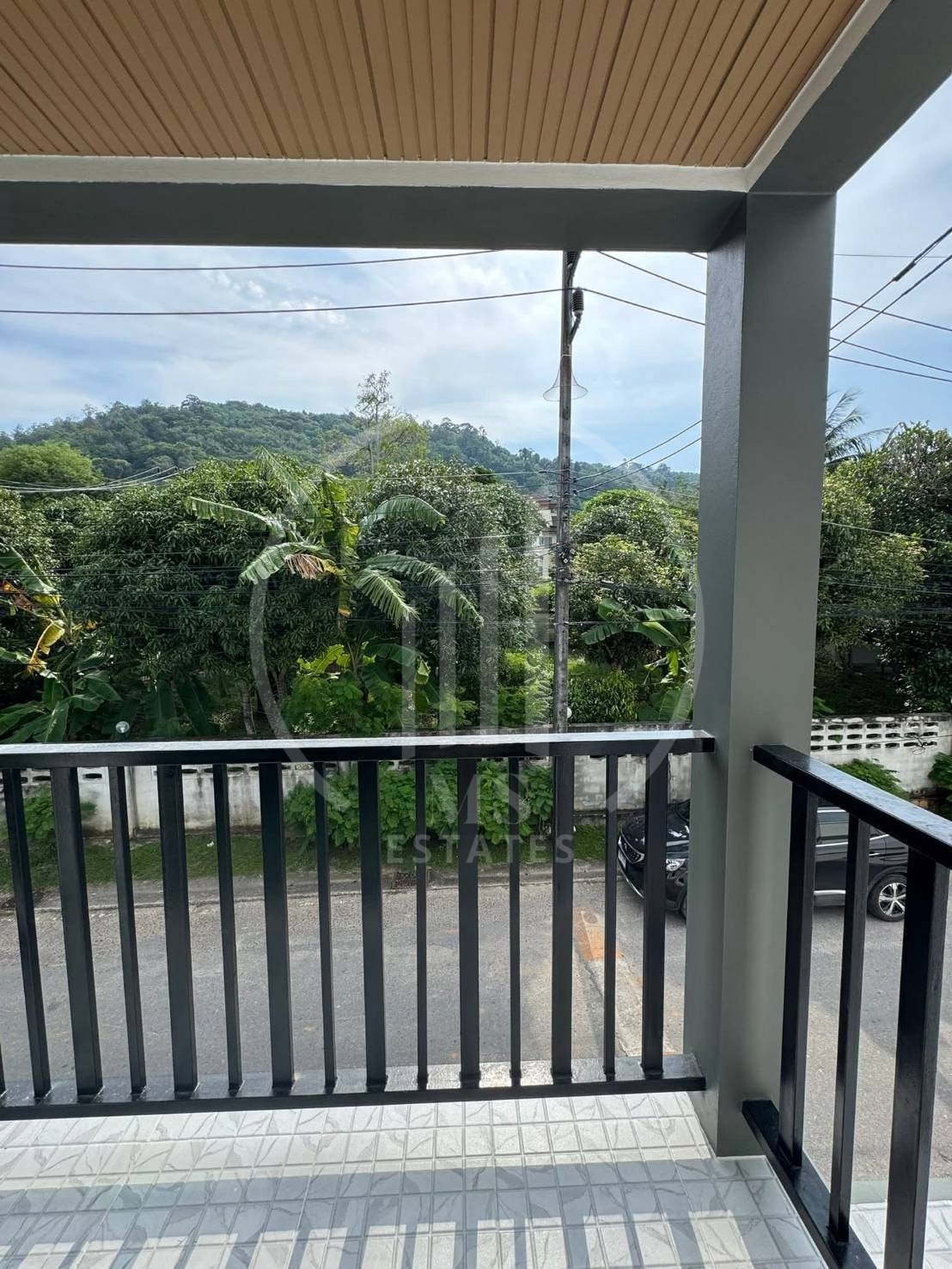 A modern semi-detached house in Soi Klum Yang, Chalong – photo 2