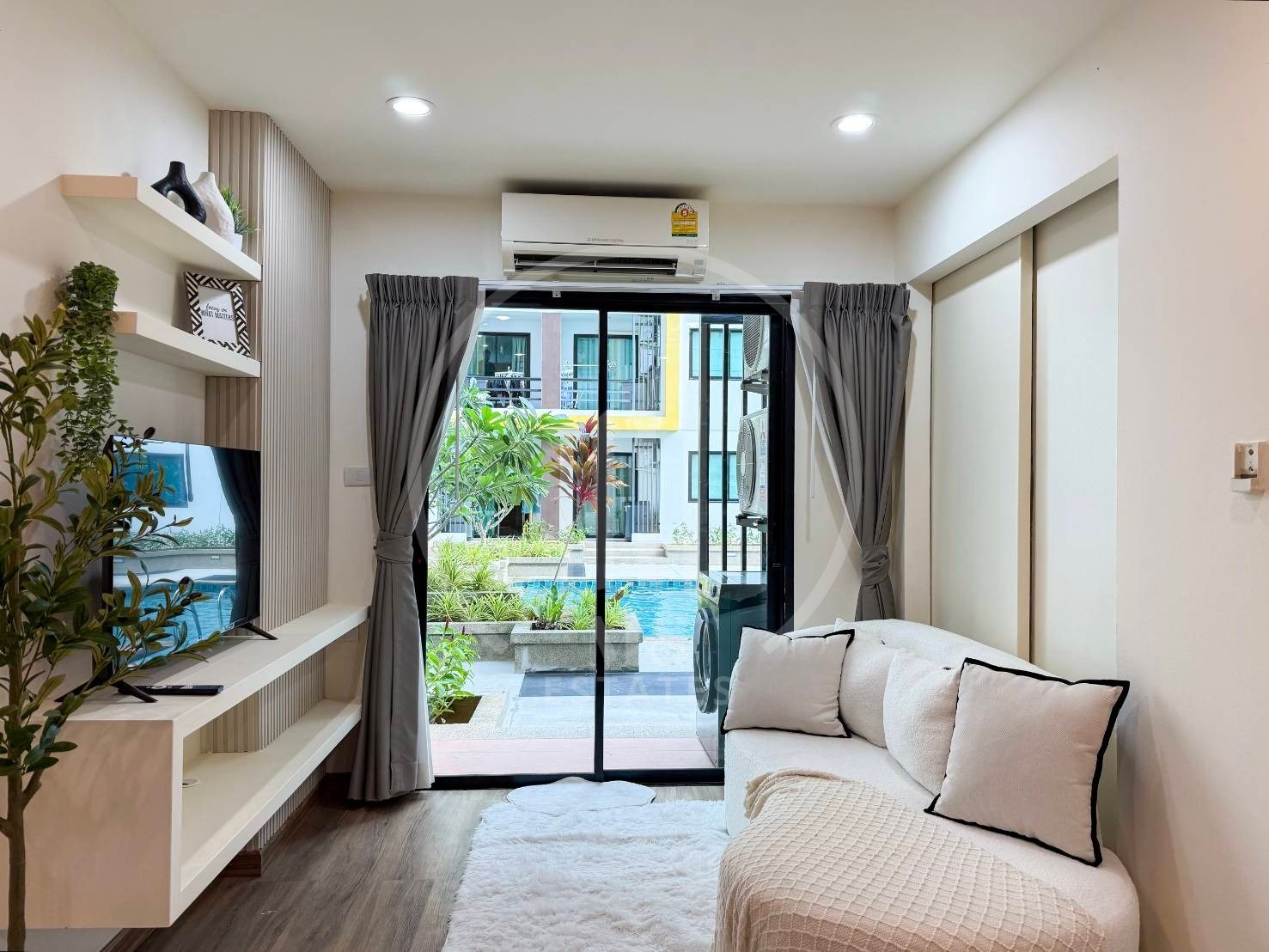 Ratchaporn Place , Kathu