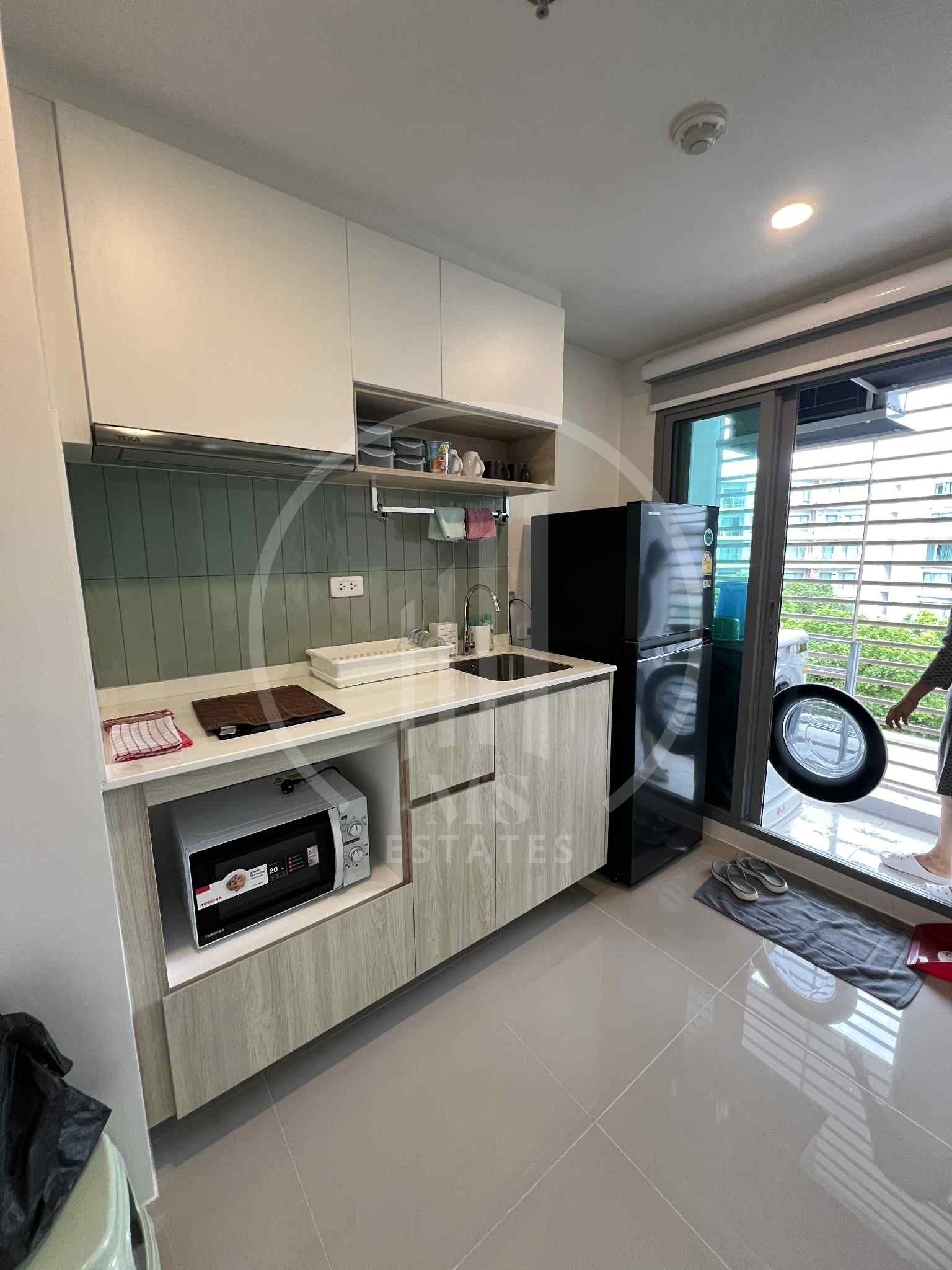 Phyll Condominium – photo 3