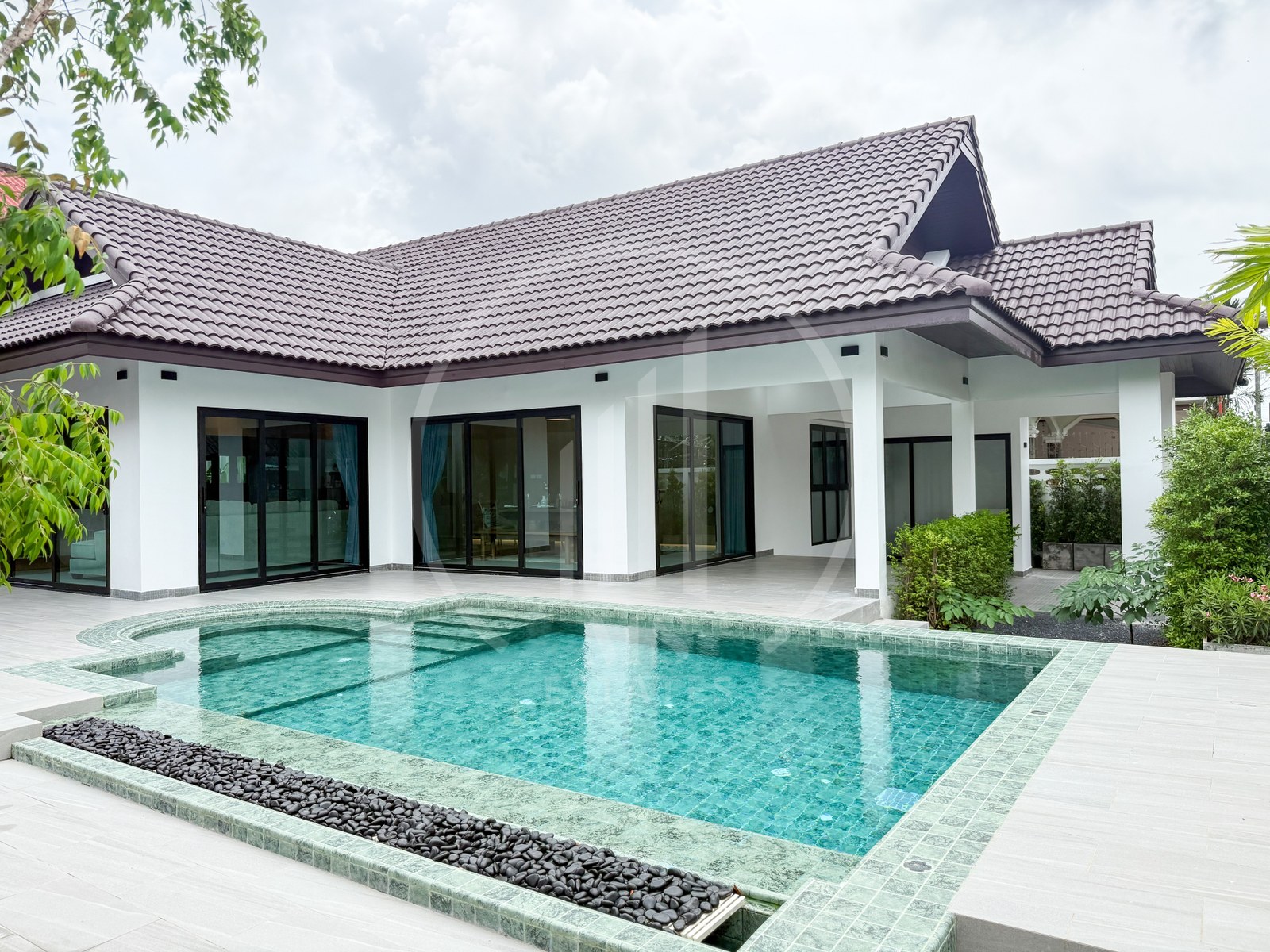 Private Pool Villa in Thalang