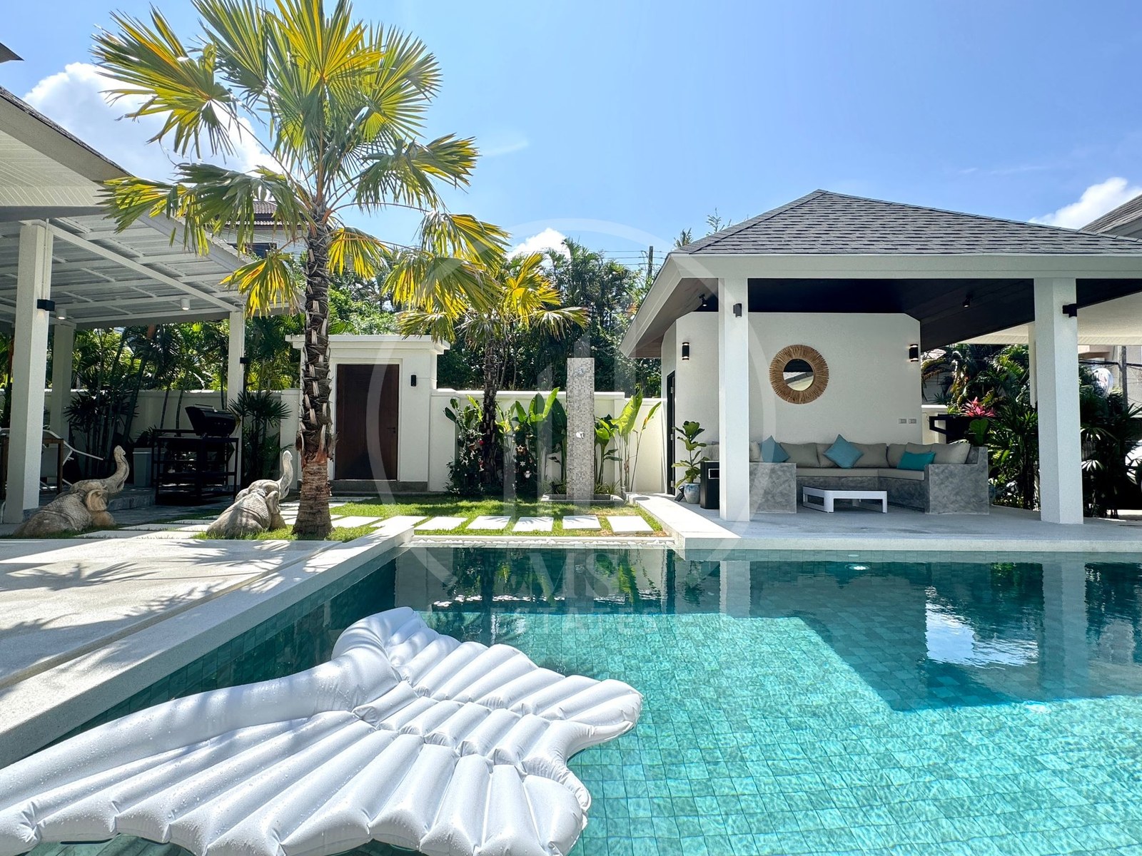 Pool Villa for Sale! Saiyuan, Rawai