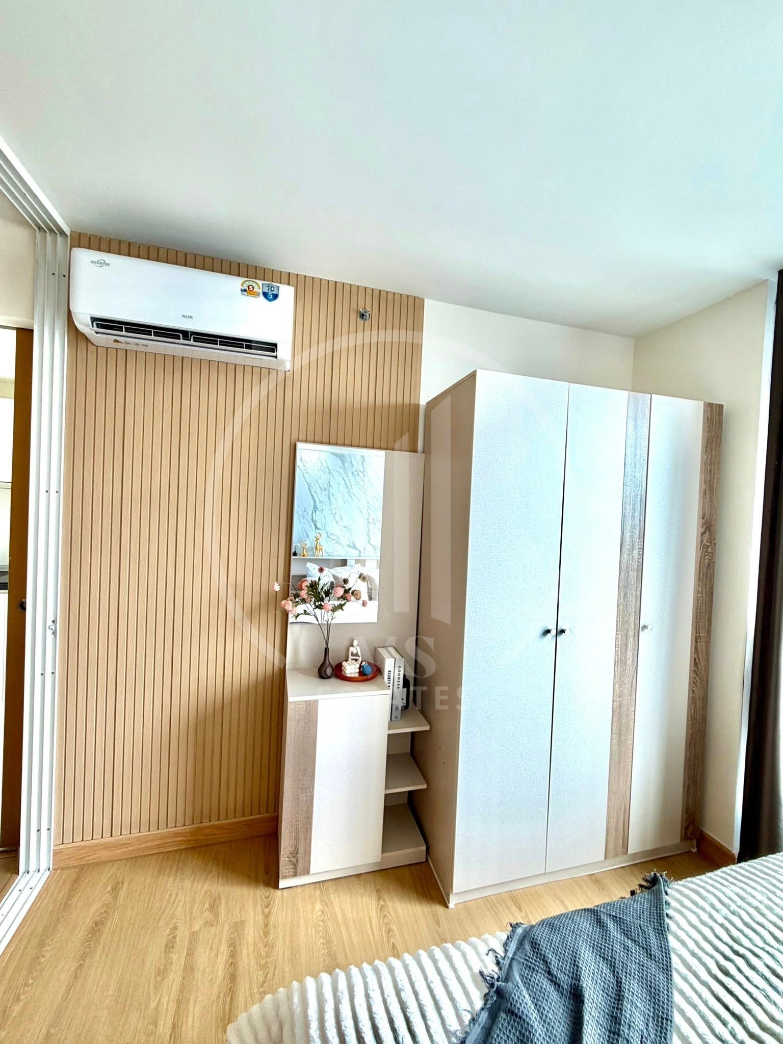 The Light Suanluang Condominium – photo 5