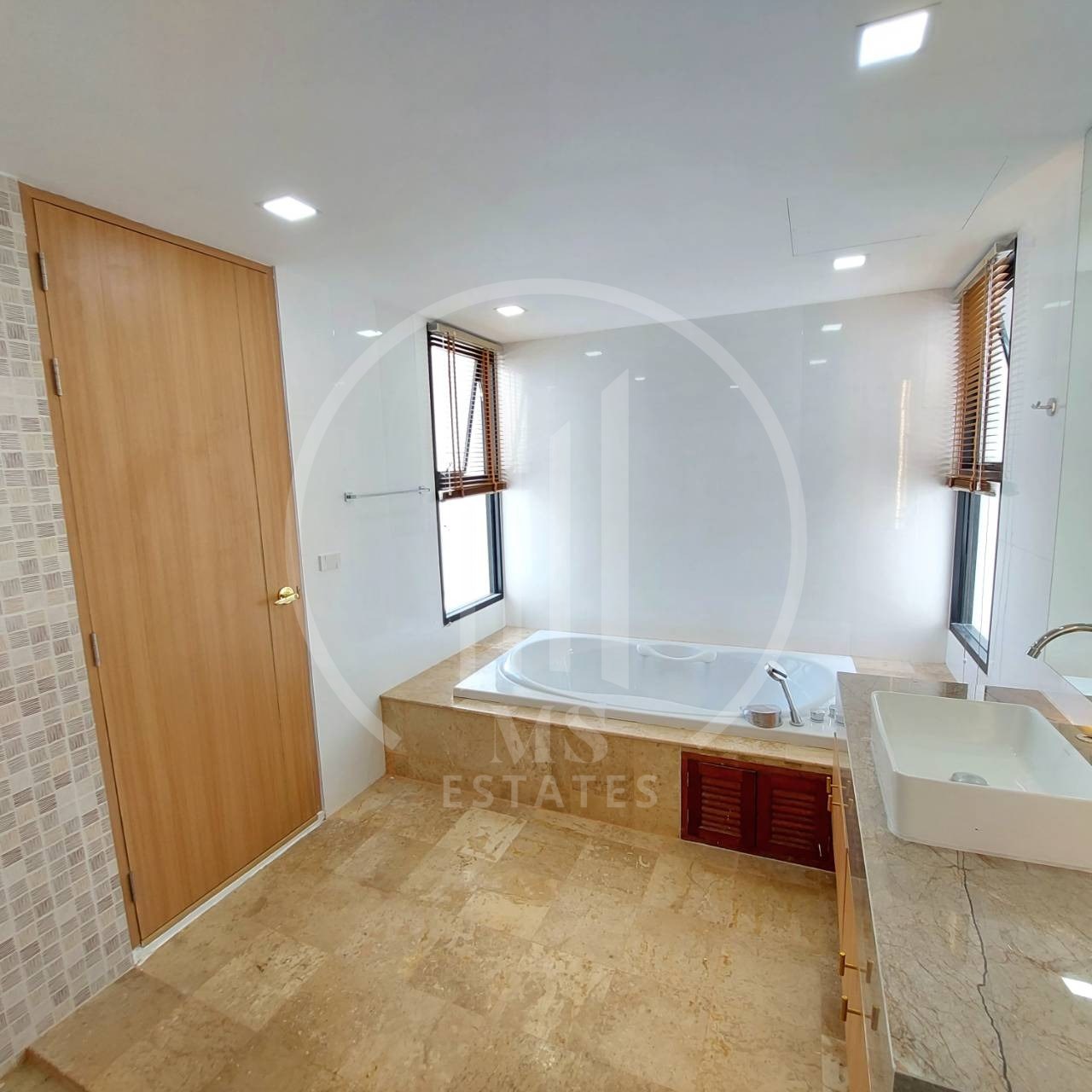 Modern Oasis Pool Villa In Chalong – photo 4