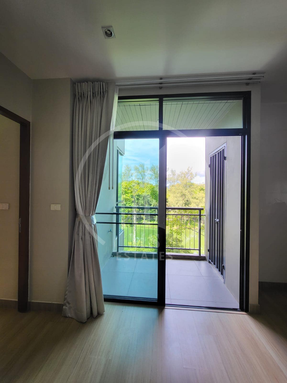 Sugarpalm Residence – photo 2