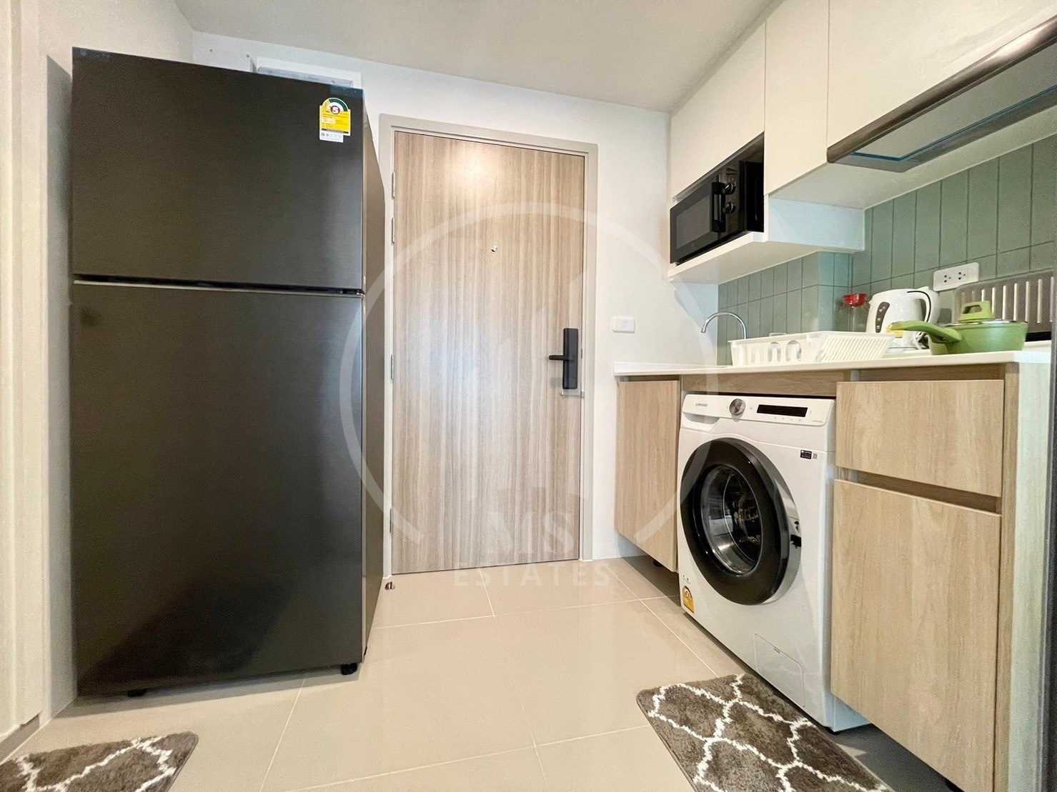 Phyll Condominium – photo 3