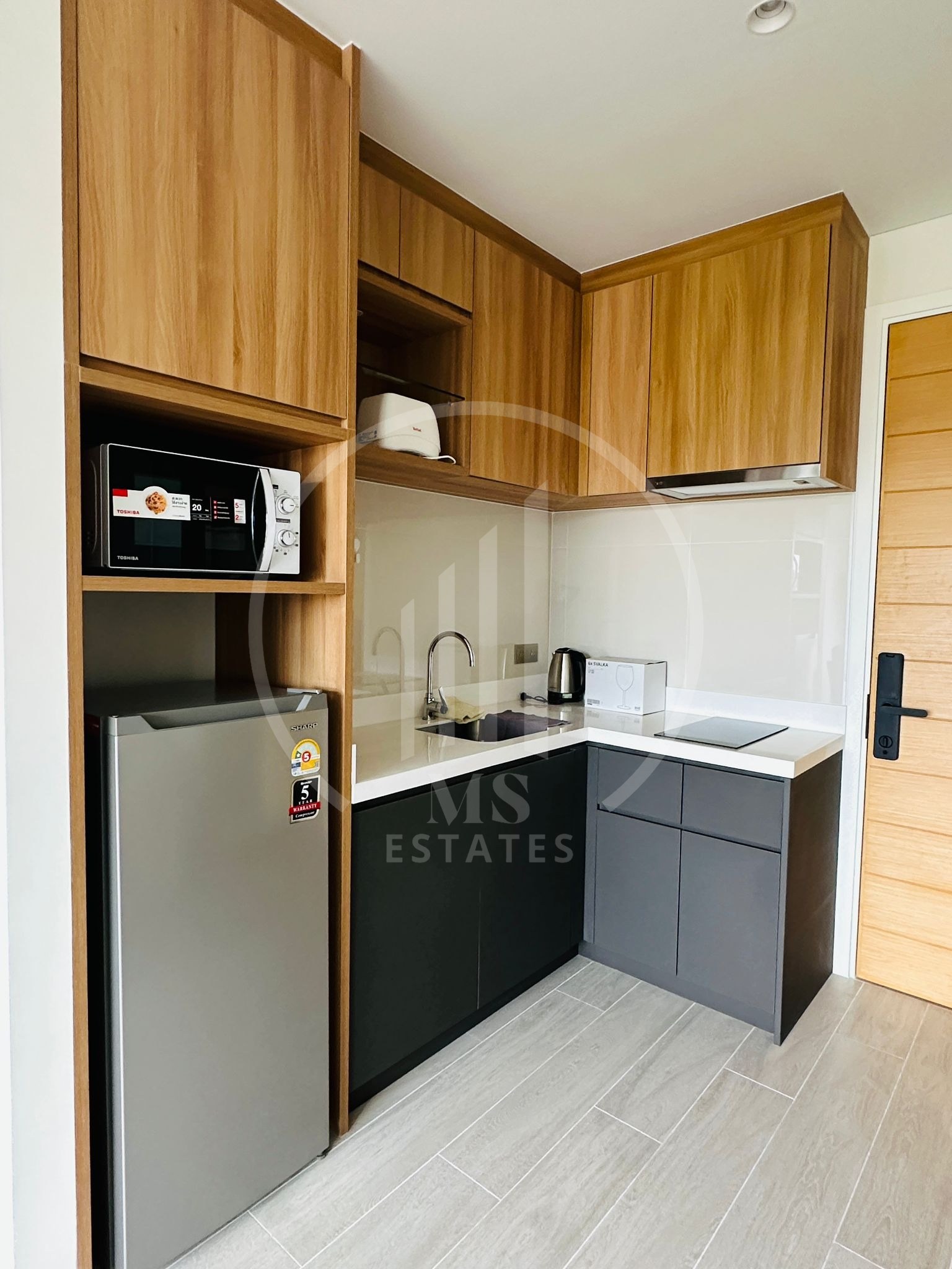 Laguna Lakeside Residences – photo 5