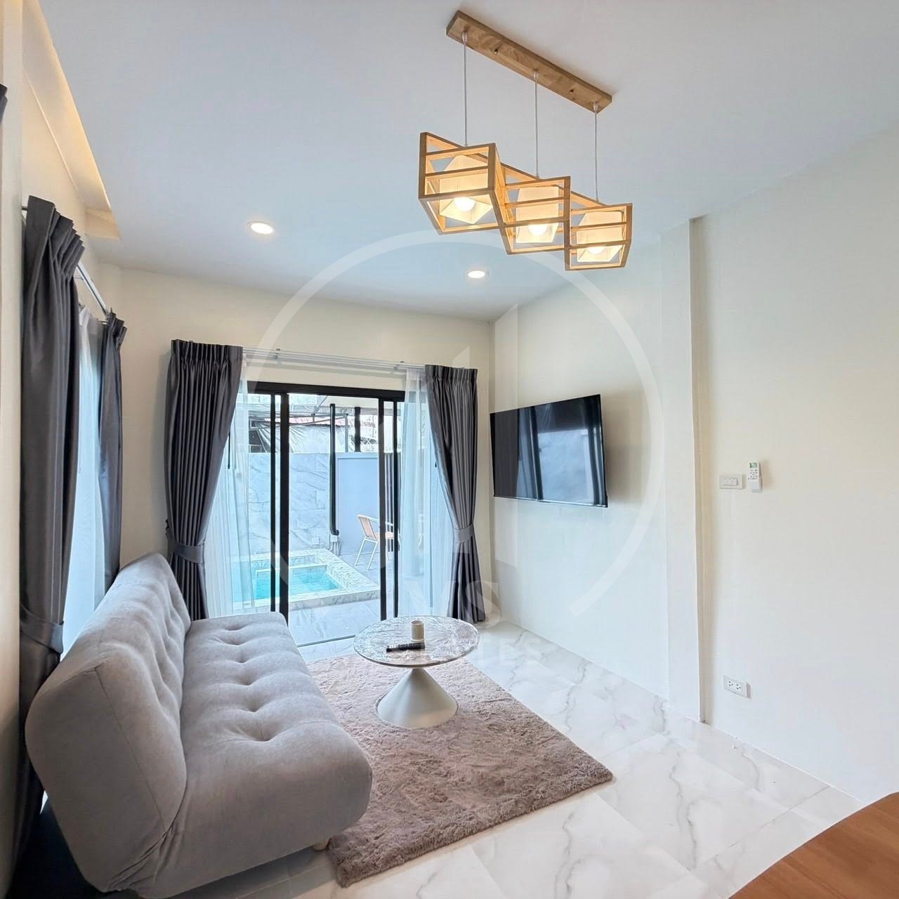 Pool Villa in Chalong