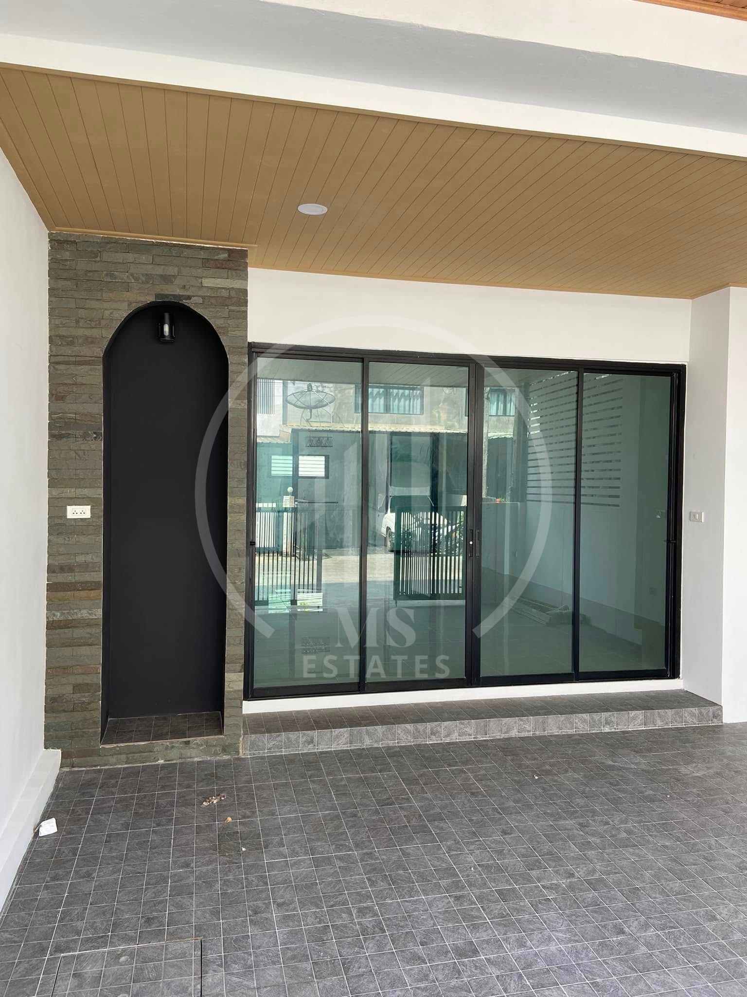 House for Rent in Kathu – photo 4