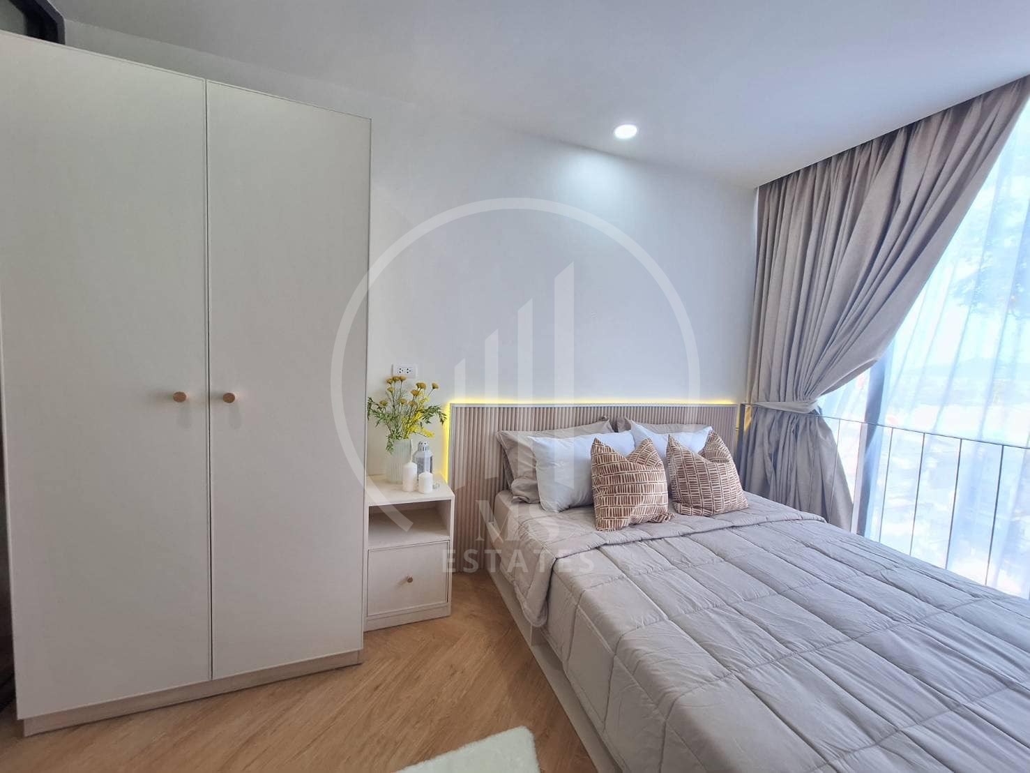 The Square Condominium – photo 3
