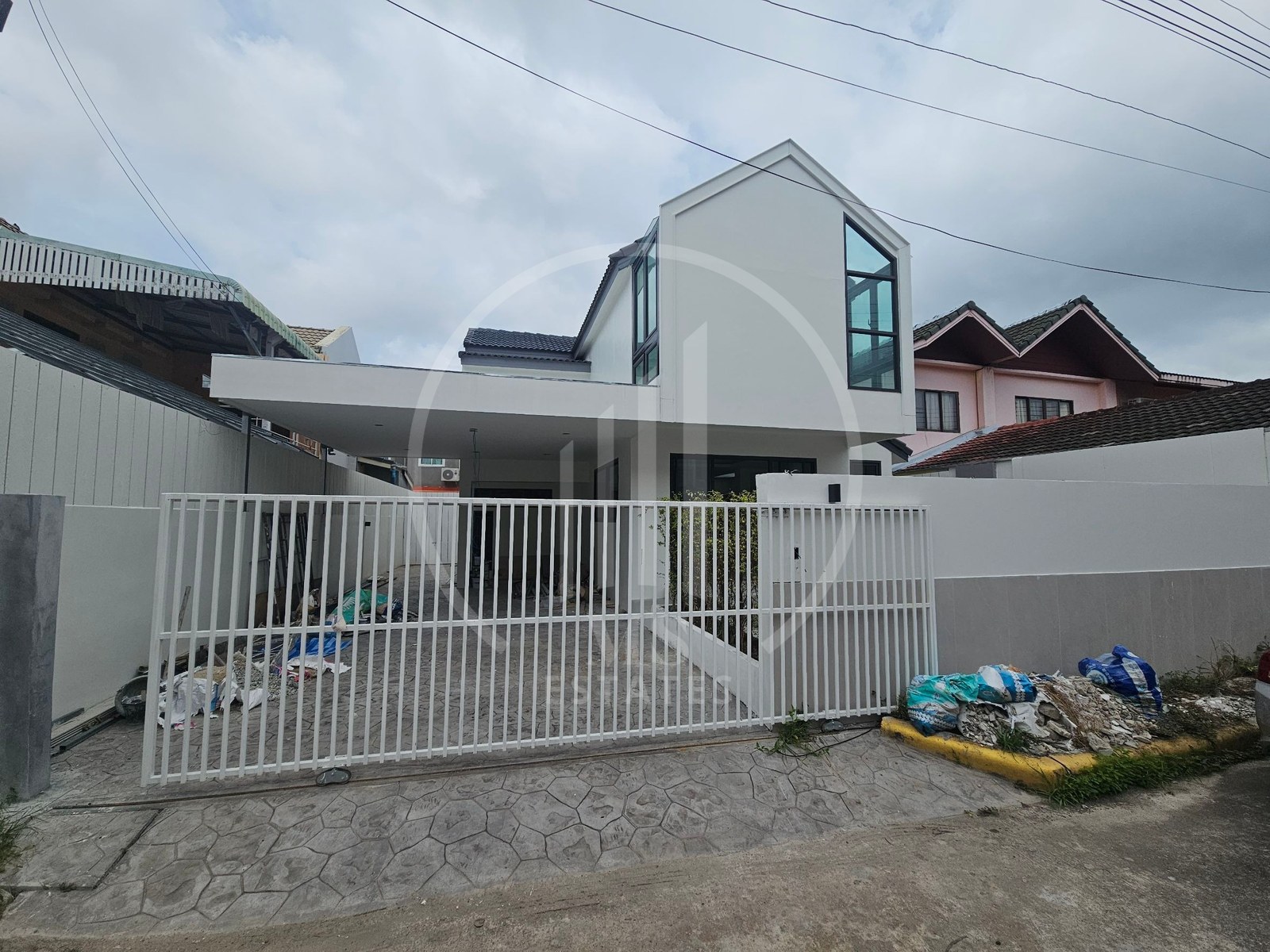 Two-Story House with Pool for Sale! Soi Sai Thong 7, Kathu