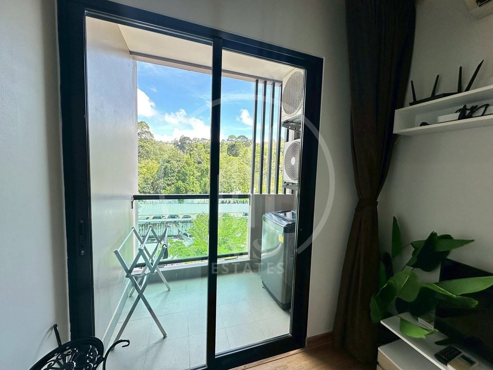 Happy Place Condo – photo 3