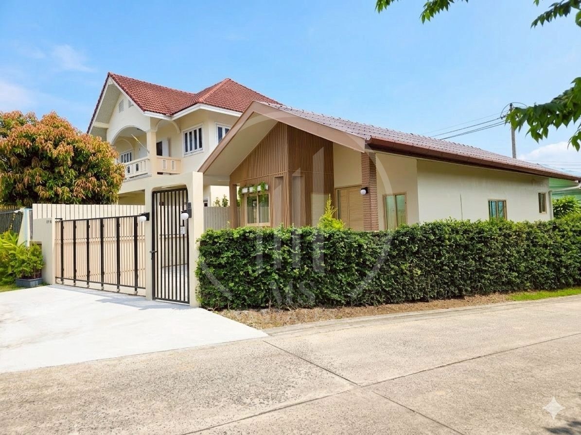 Detached House at Soi Bang Chee Lao 2 – photo 2