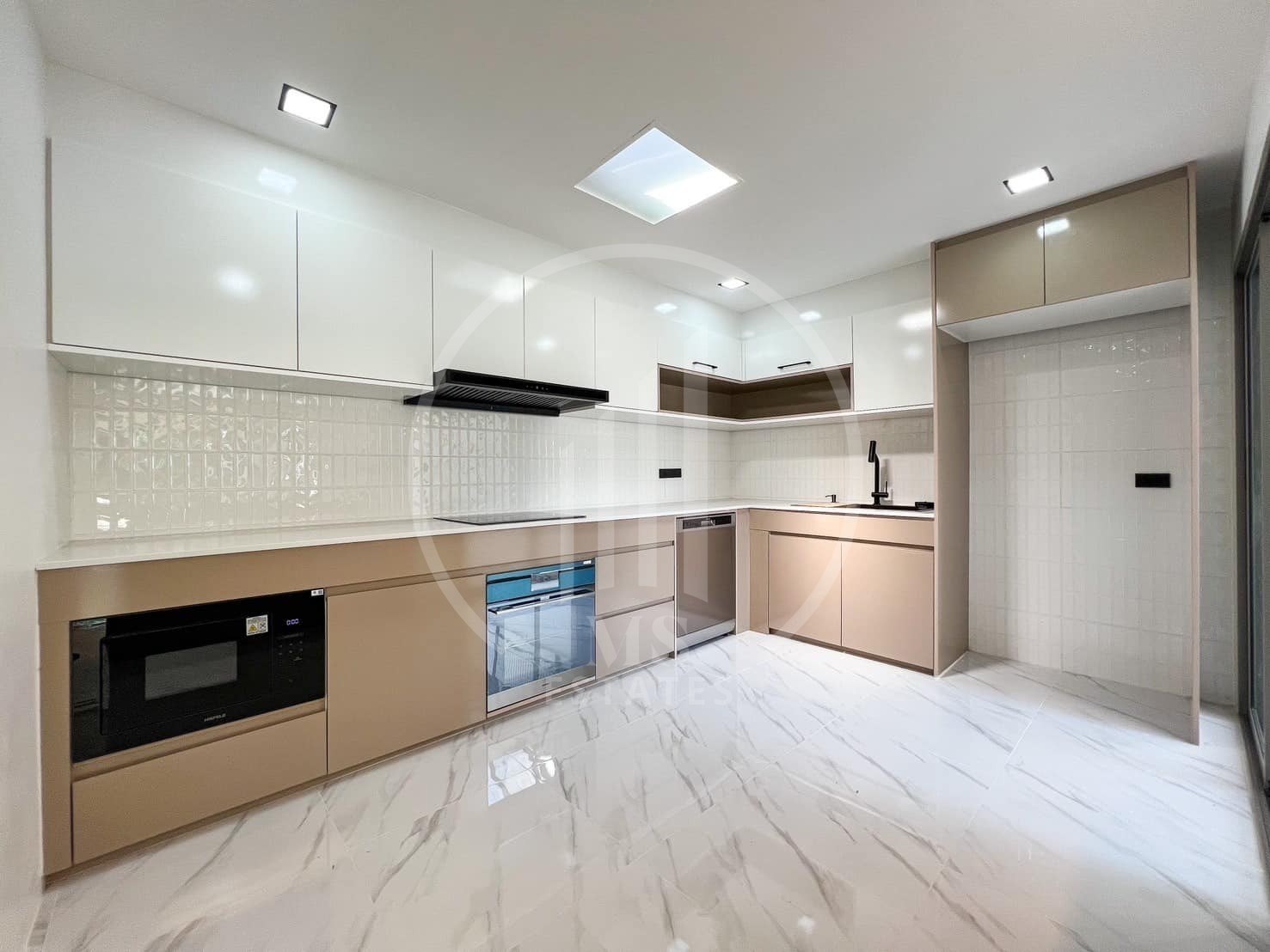Pool Villa in Chalong – photo 4