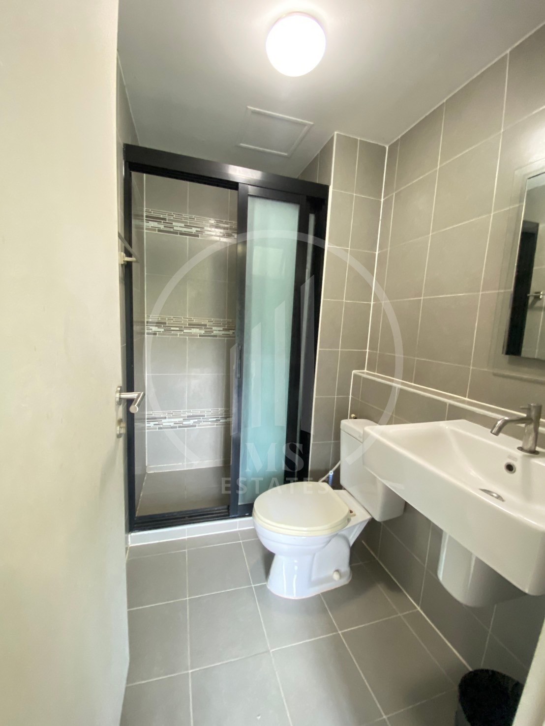 D Condo Campus – photo 5