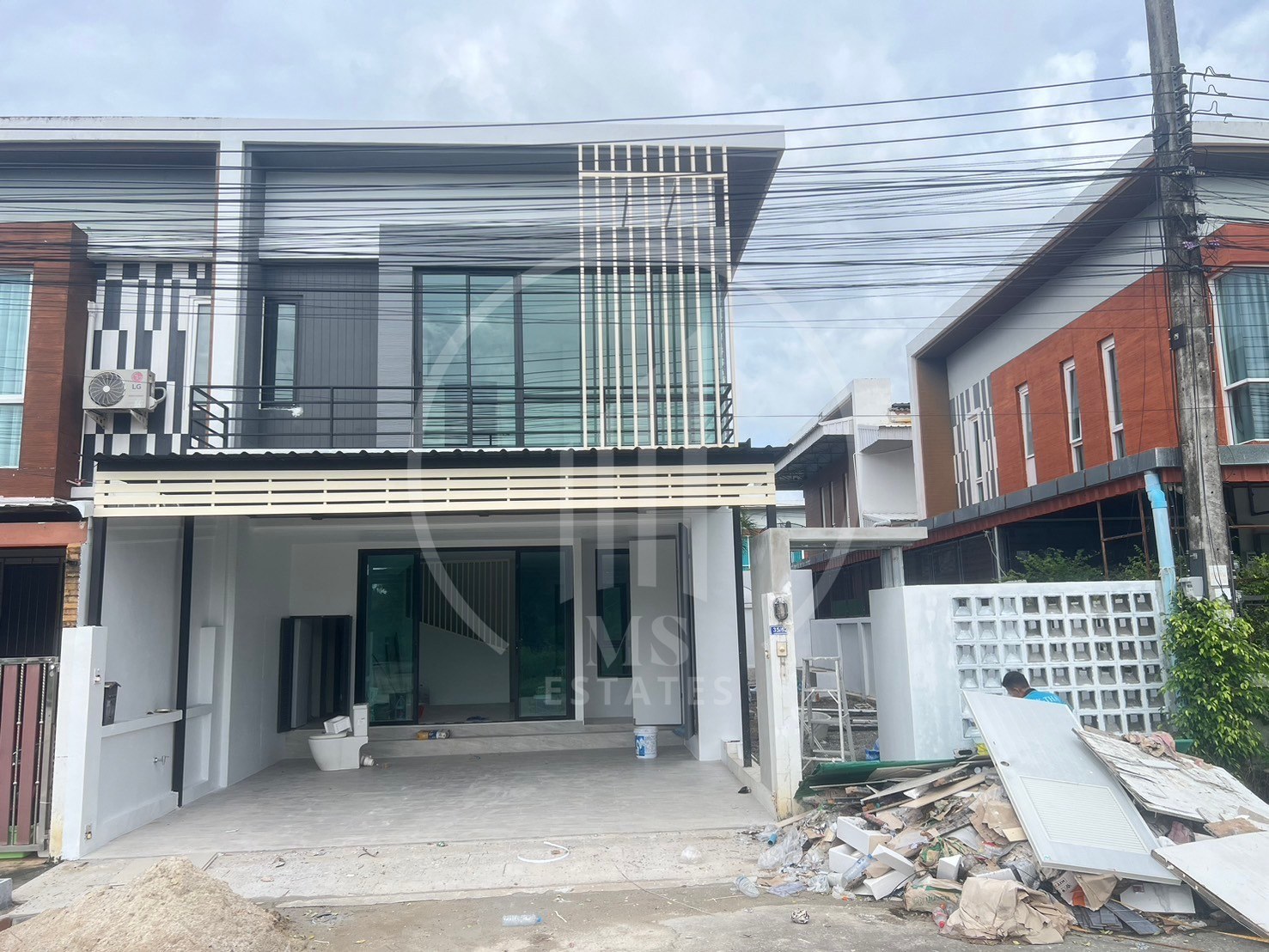 Spacious Twin House in Chaofa Garden Home 3 – photo 1