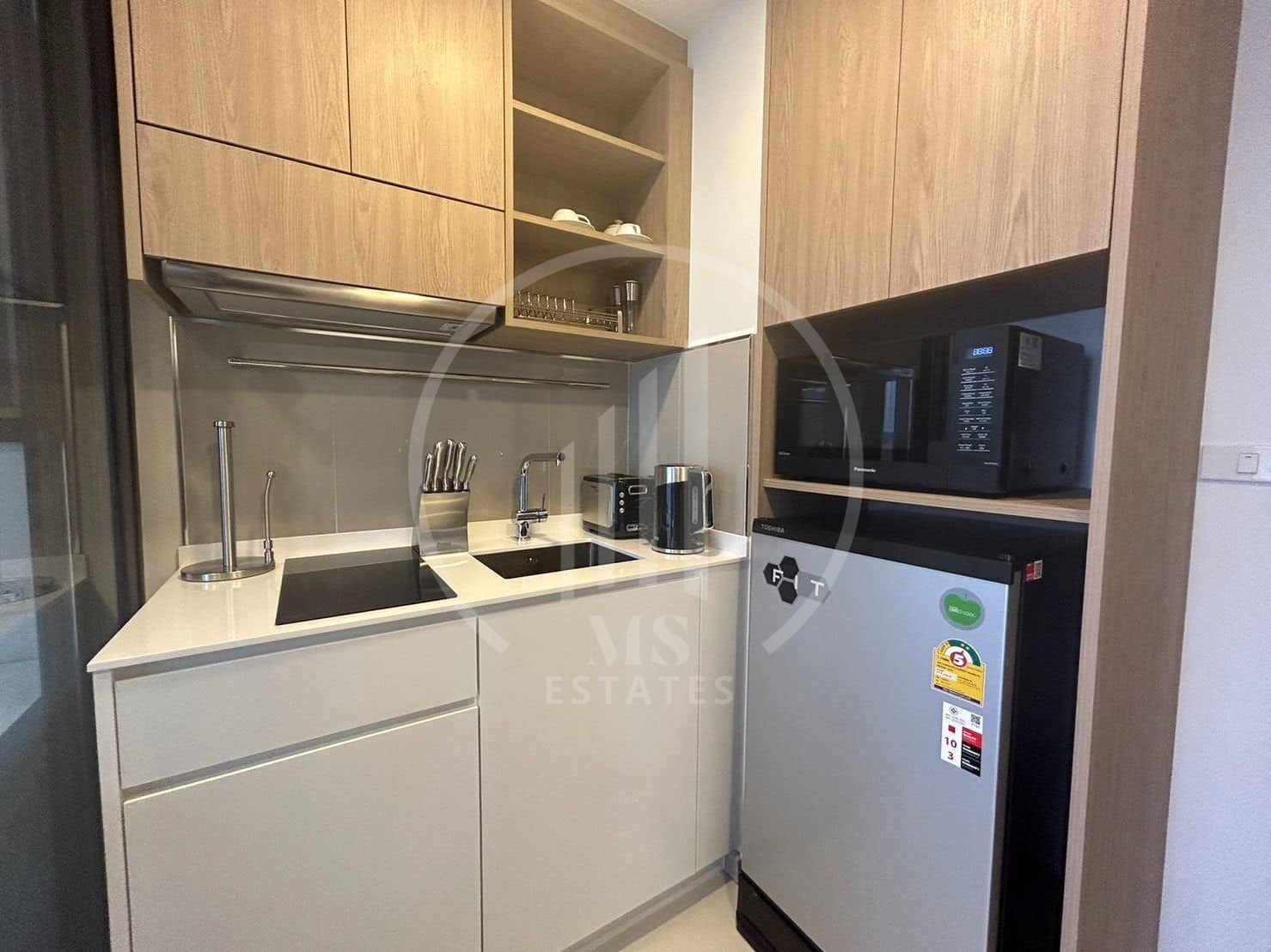 Skypark Lake View condo – photo 5