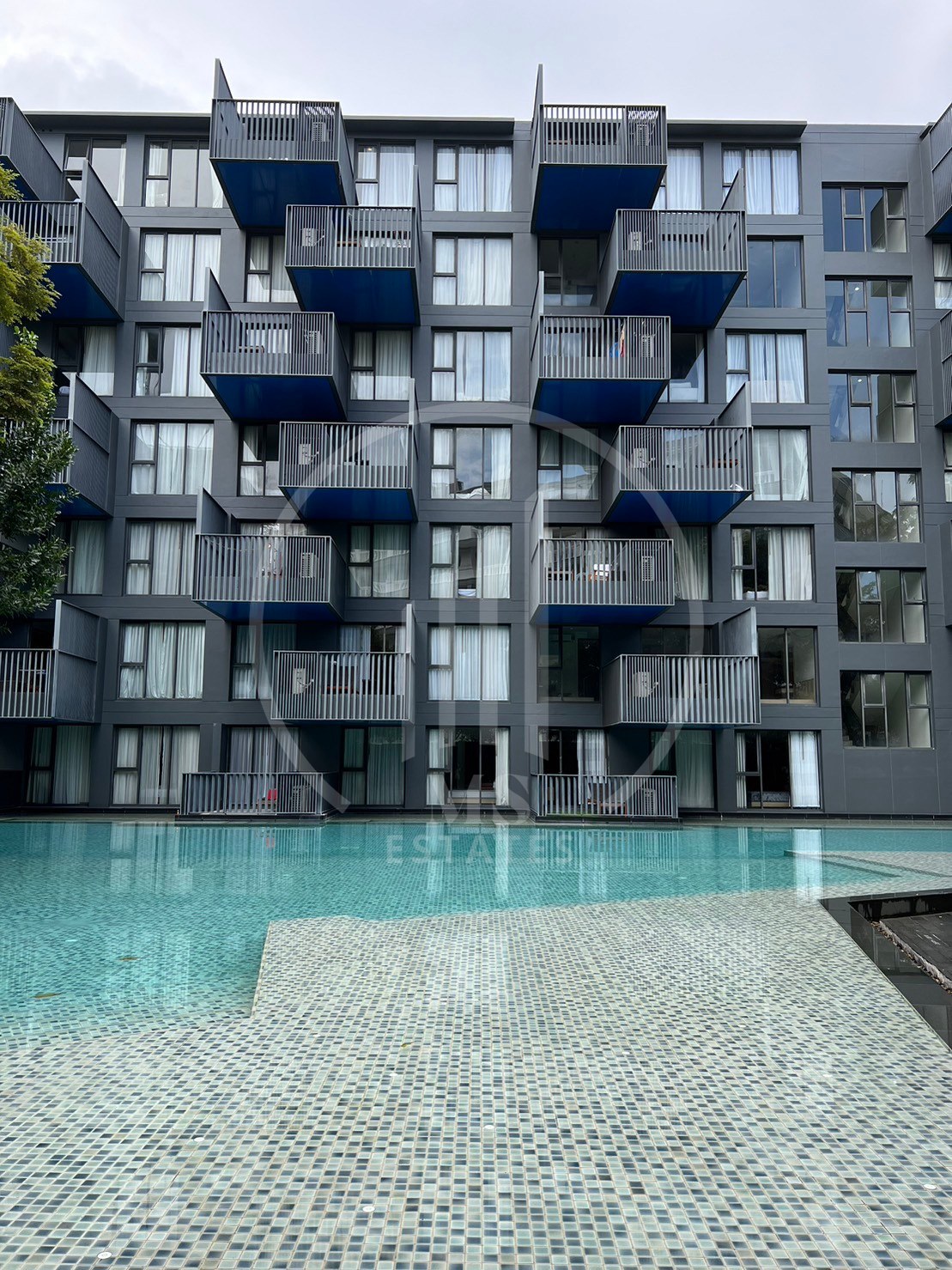 The Deck Condominium – photo 3