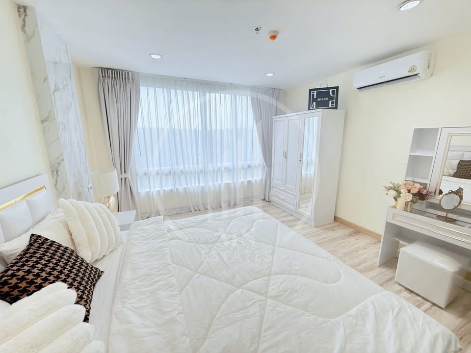 The View Condominium – photo 2