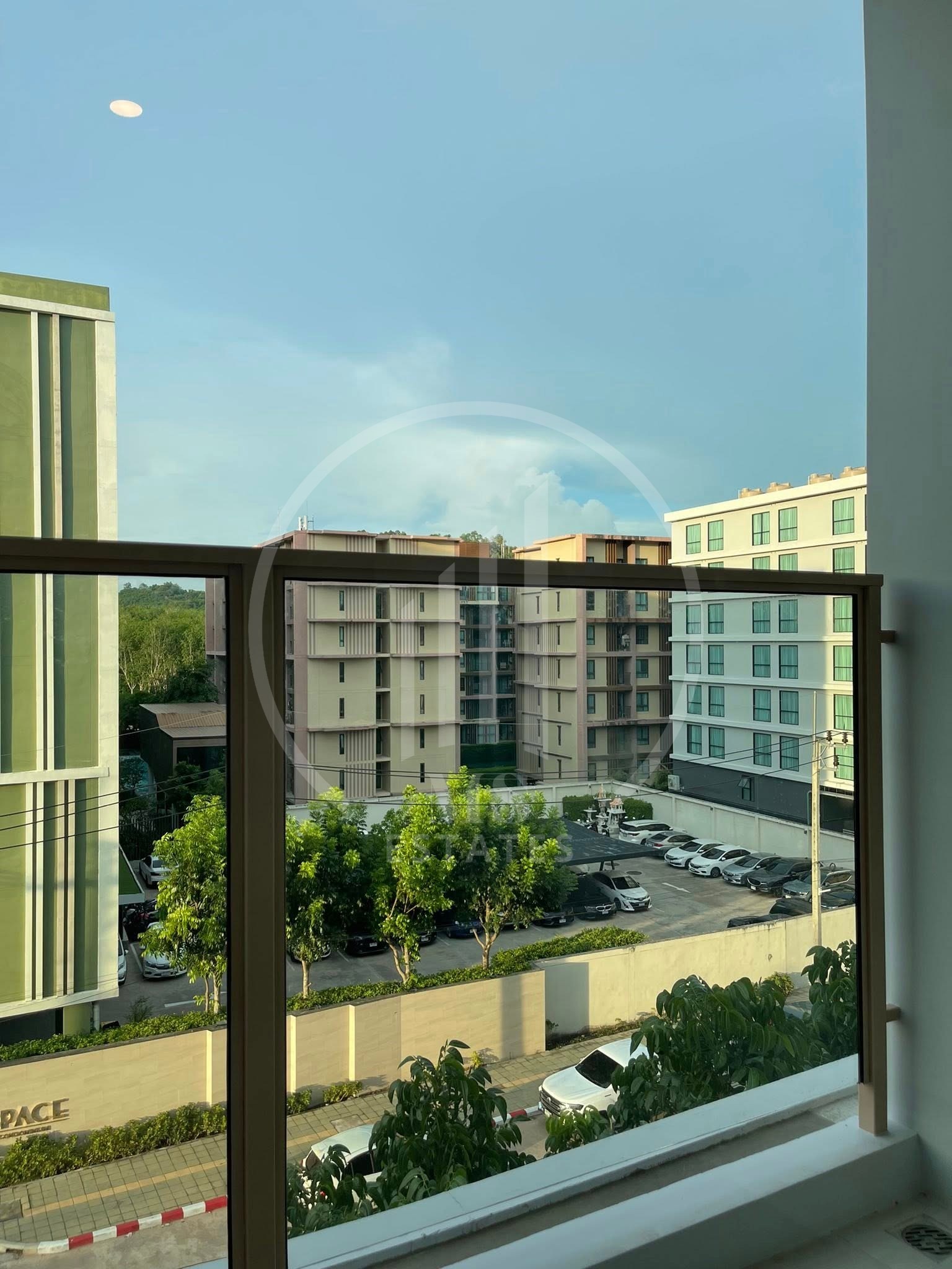Phyll Condominium – photo 4