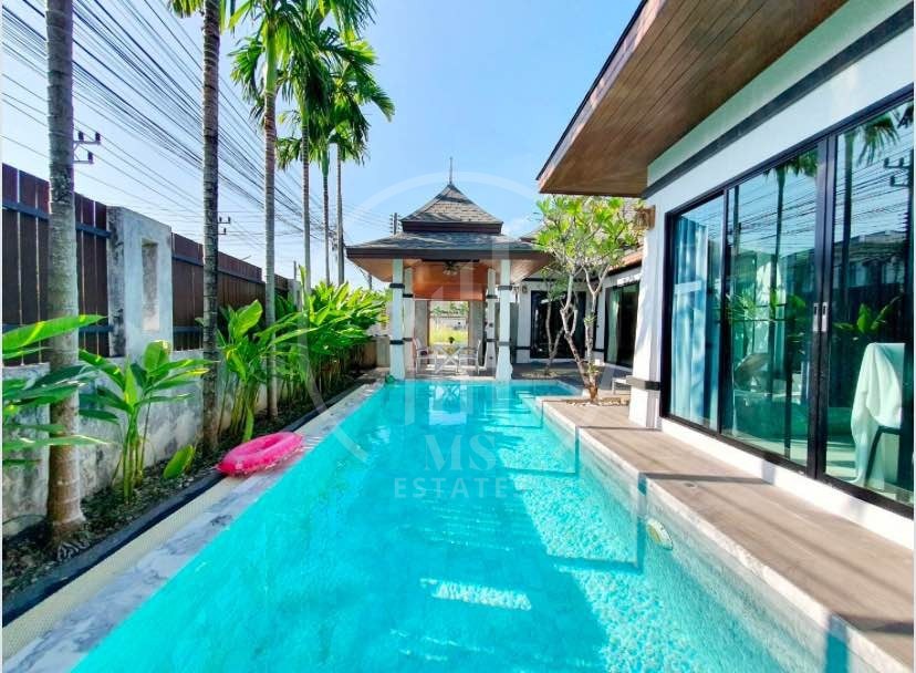 Canada Pool Villa