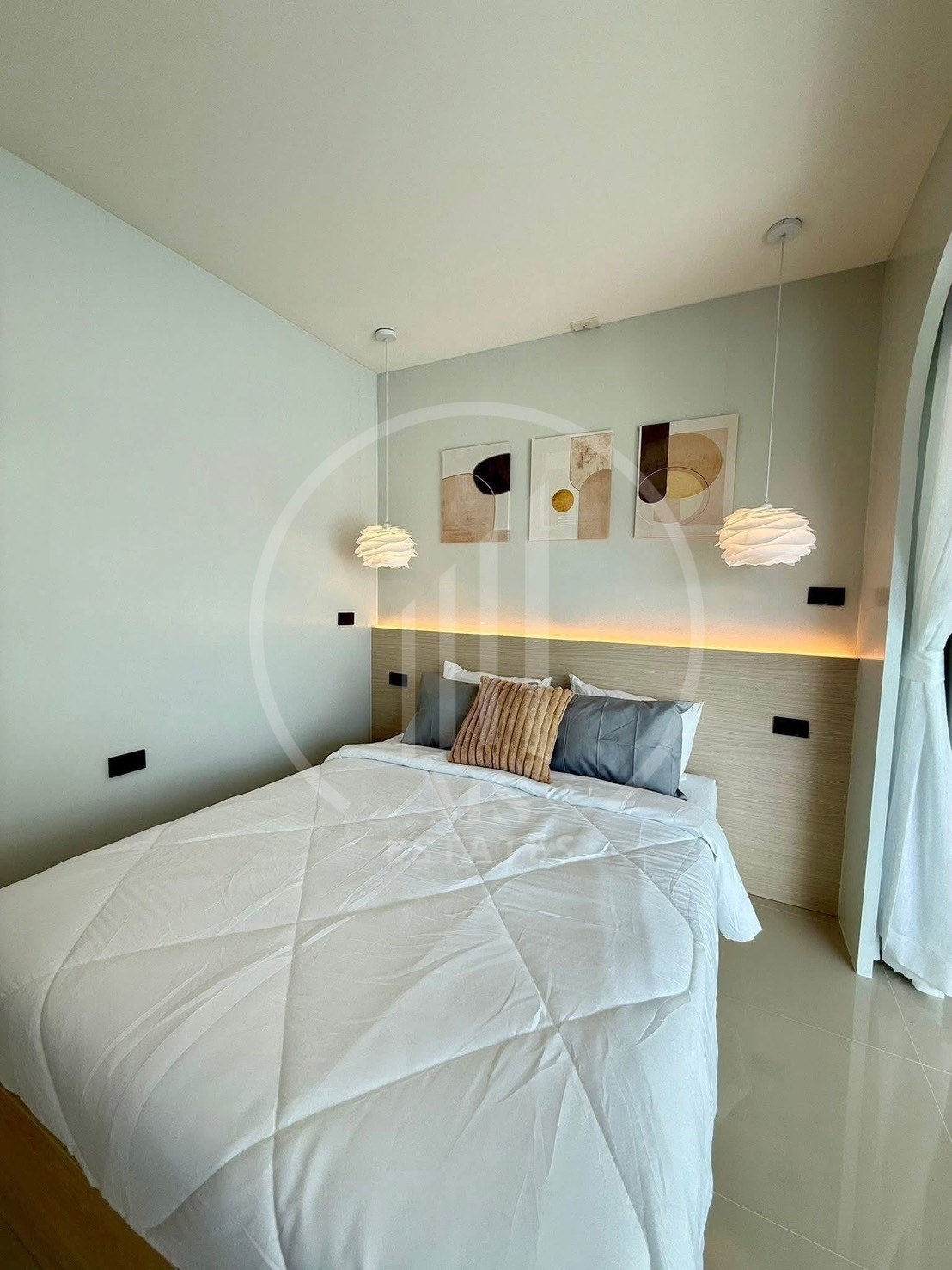 Job Condominium , Kuku – photo 3