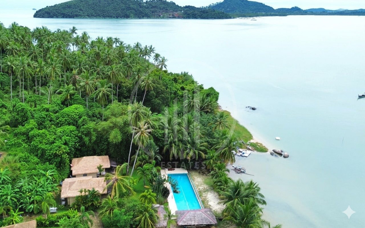 FOR QUICK SALE: Rare Twin Waterfront Bungalows on Coconut Island (Phuket) – photo 4