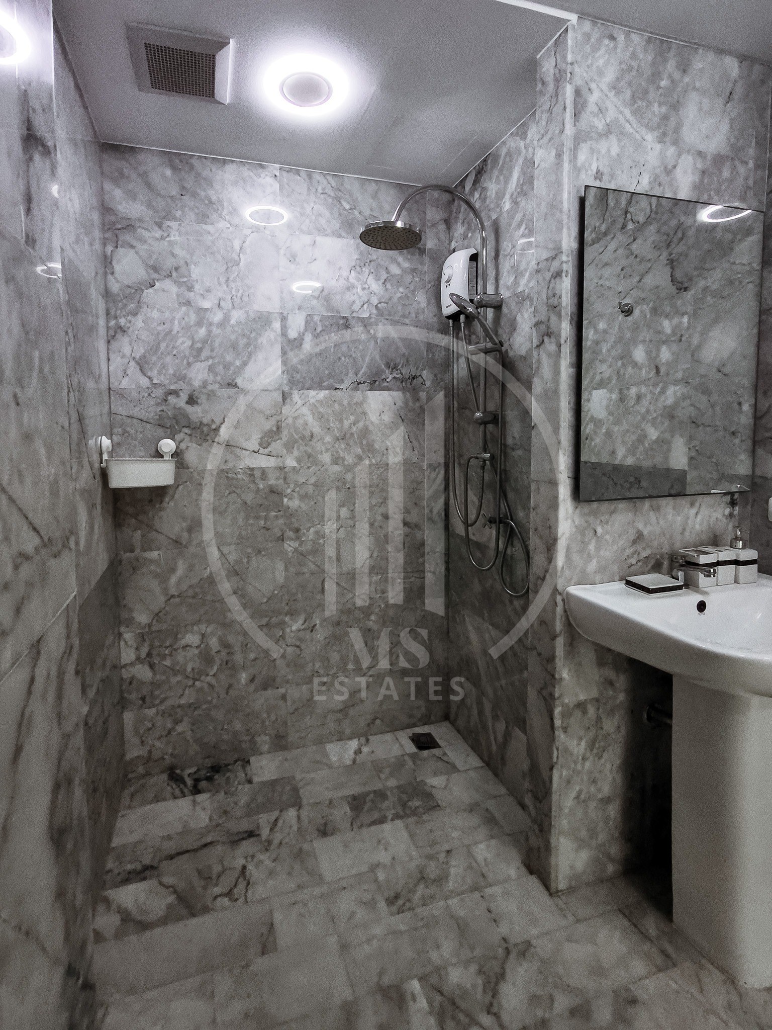 Naiharn Sea Condominium – photo 3