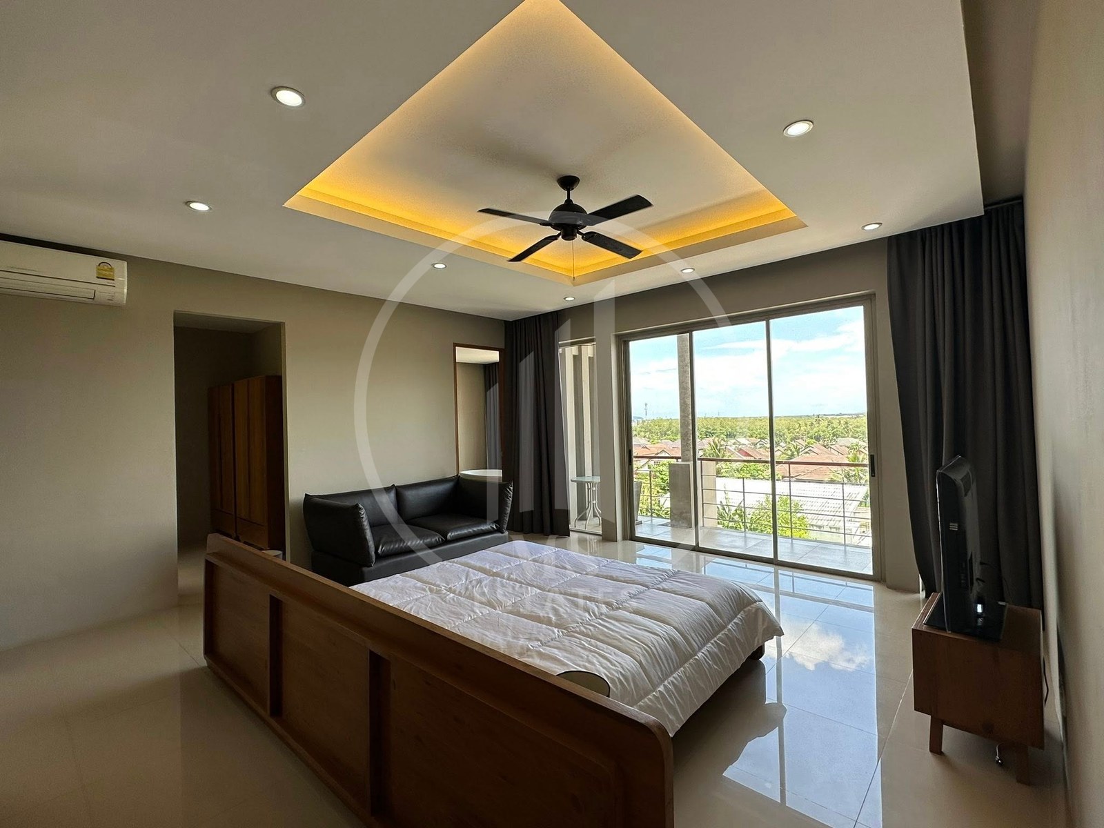 Pool Villa in Chalong – photo 4