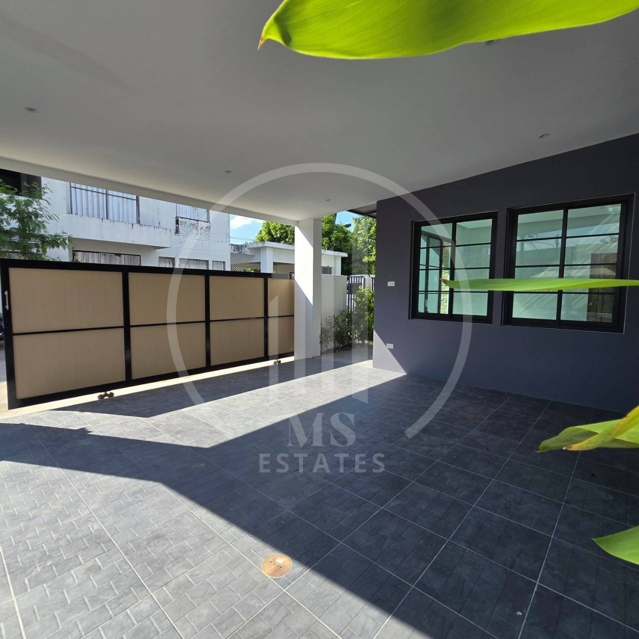 Modern Single-Story Twin Home – photo 2
