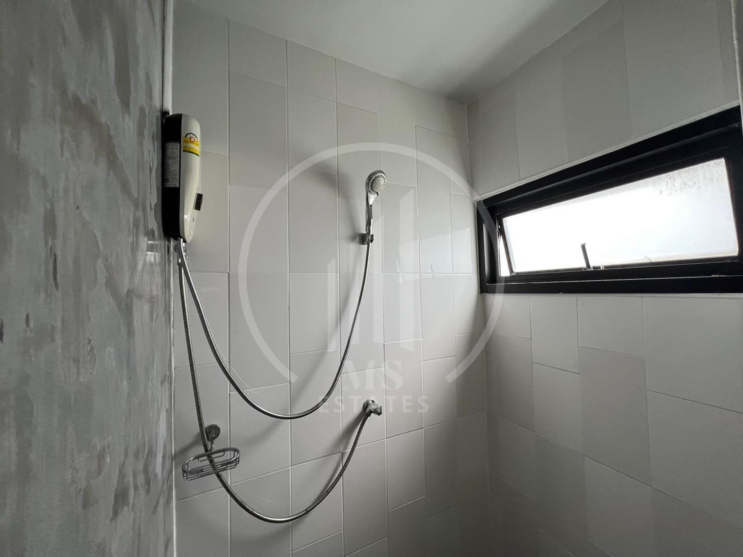 Panason City Condominium – photo 1