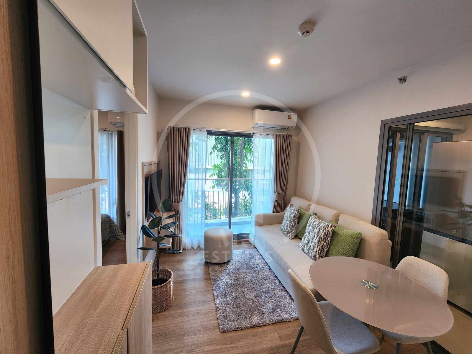 Phyll Condominium – photo 2