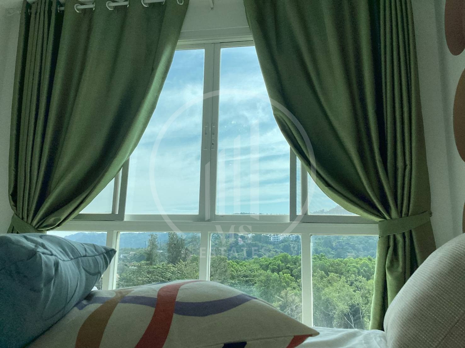 Condo Tel Buri Chalong
