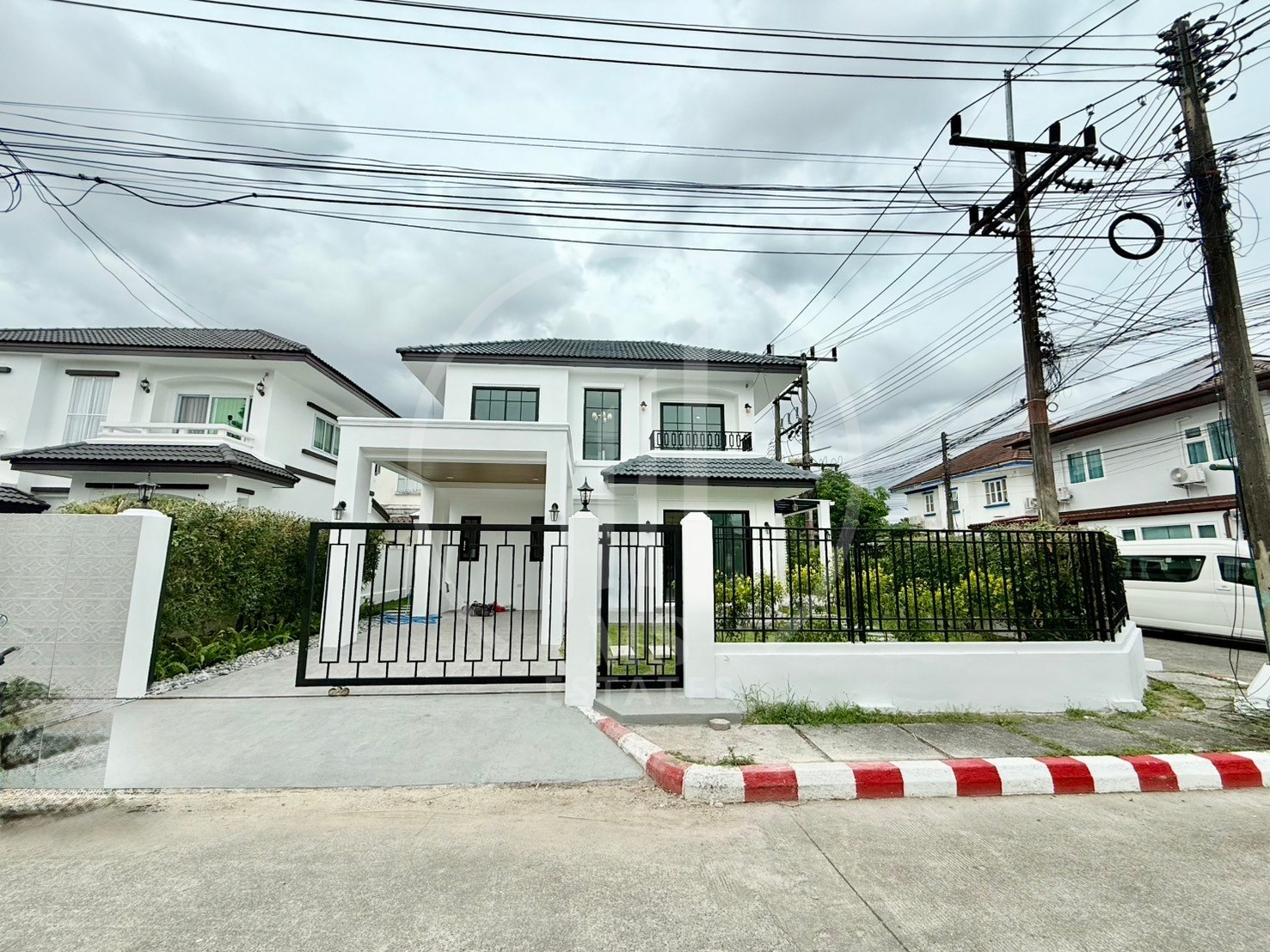 Land & House, Chalong – photo 2