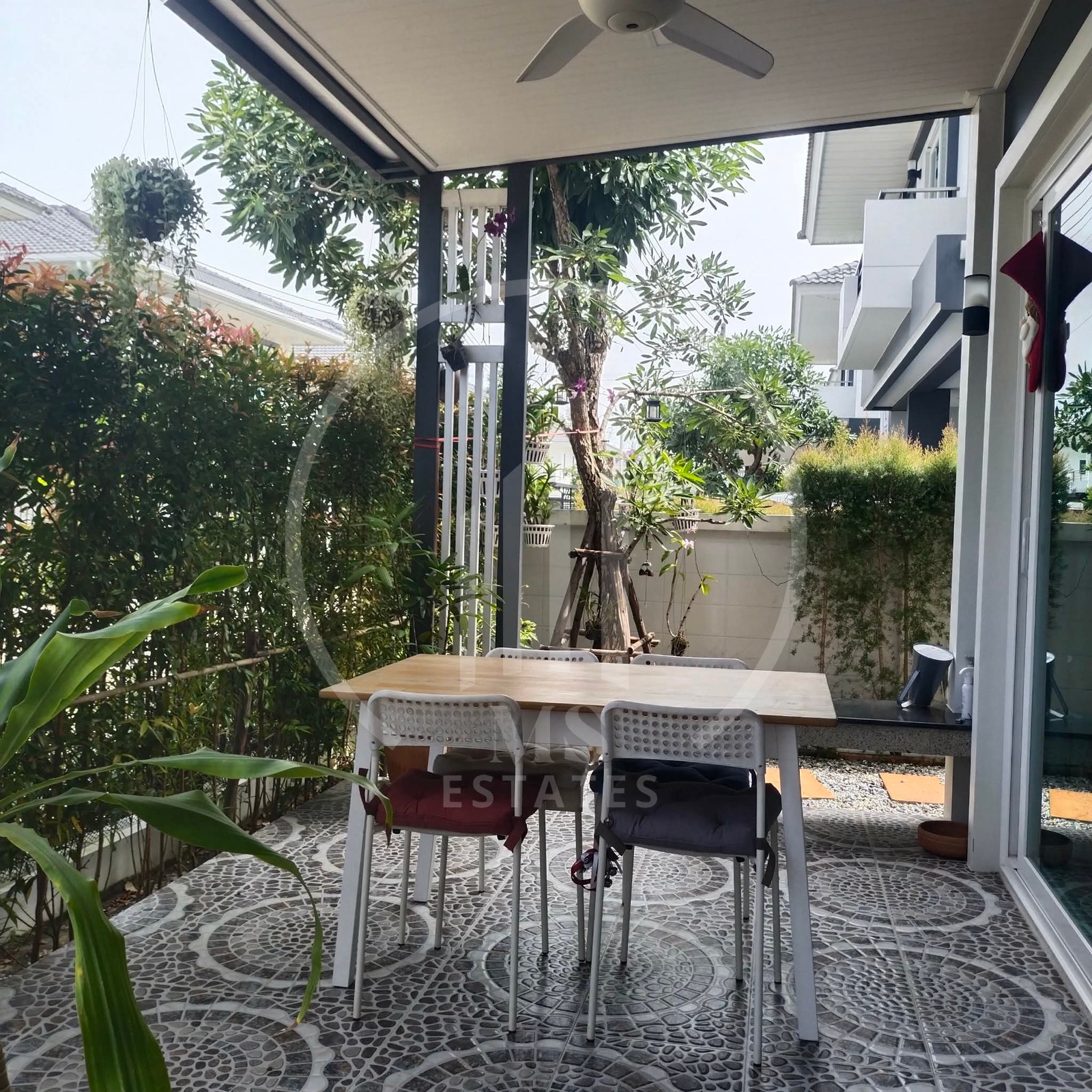 Supalai Palm Springs , Baan Pon