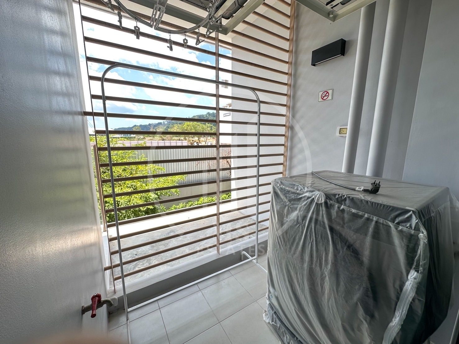 Phyll Condominium – photo 5