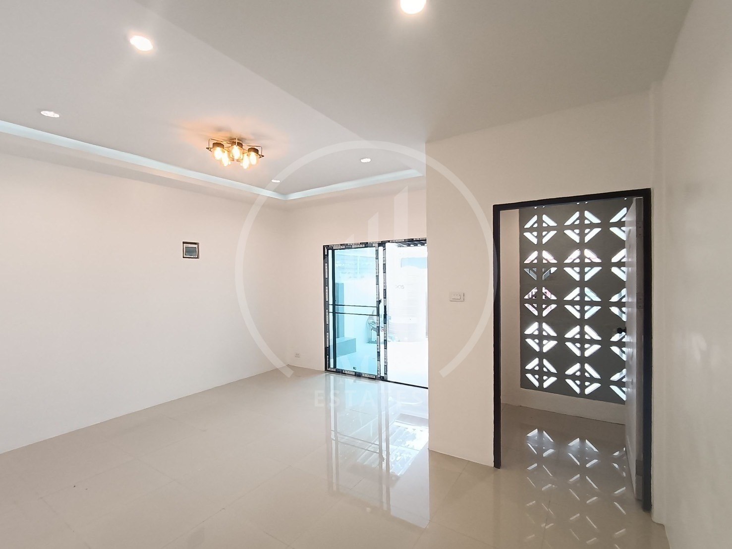 Single-Story Townhouse – photo 3