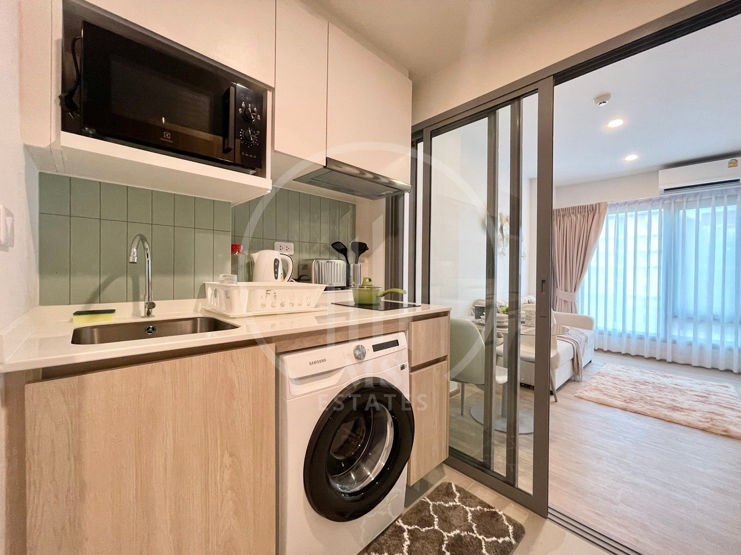 Phyll Condominium – photo 4