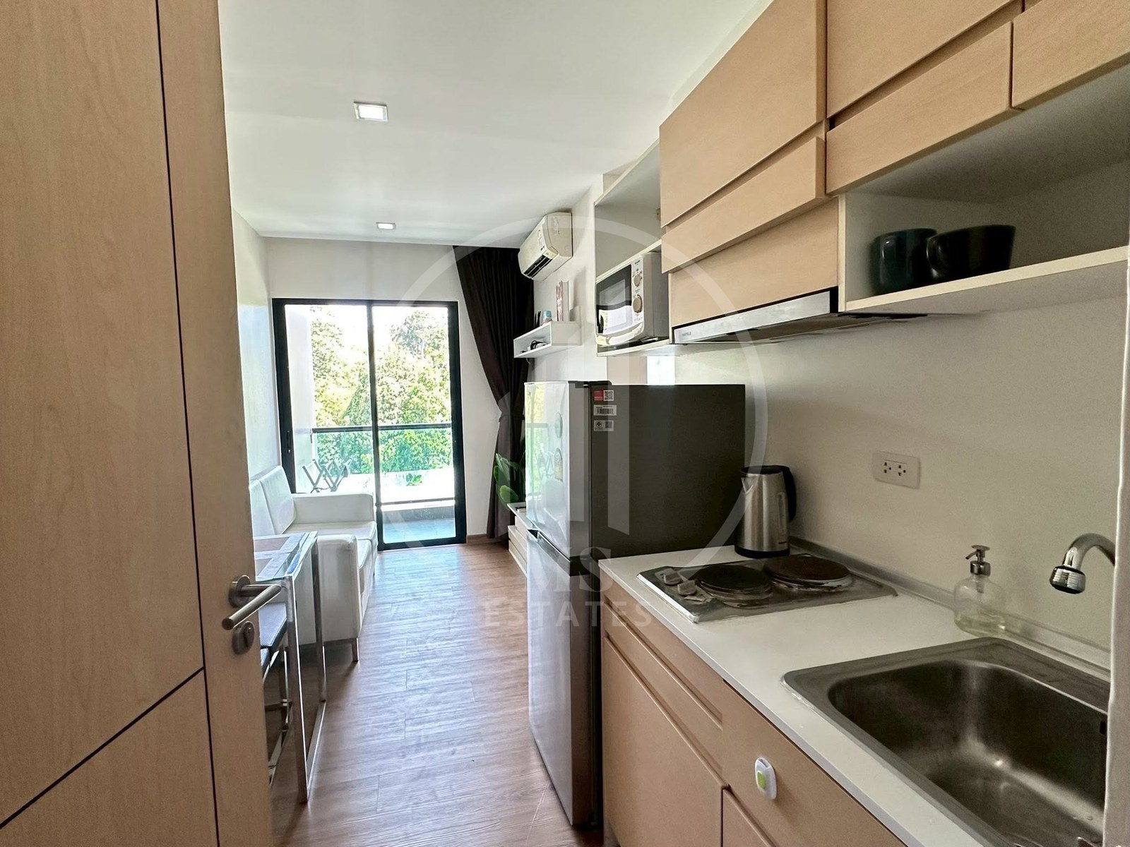 Happy Place Condo – photo 5