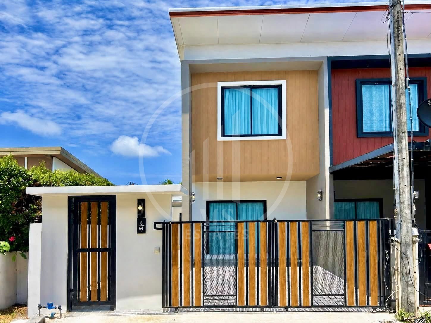 2-Story Corner Townhouse , Chalong
