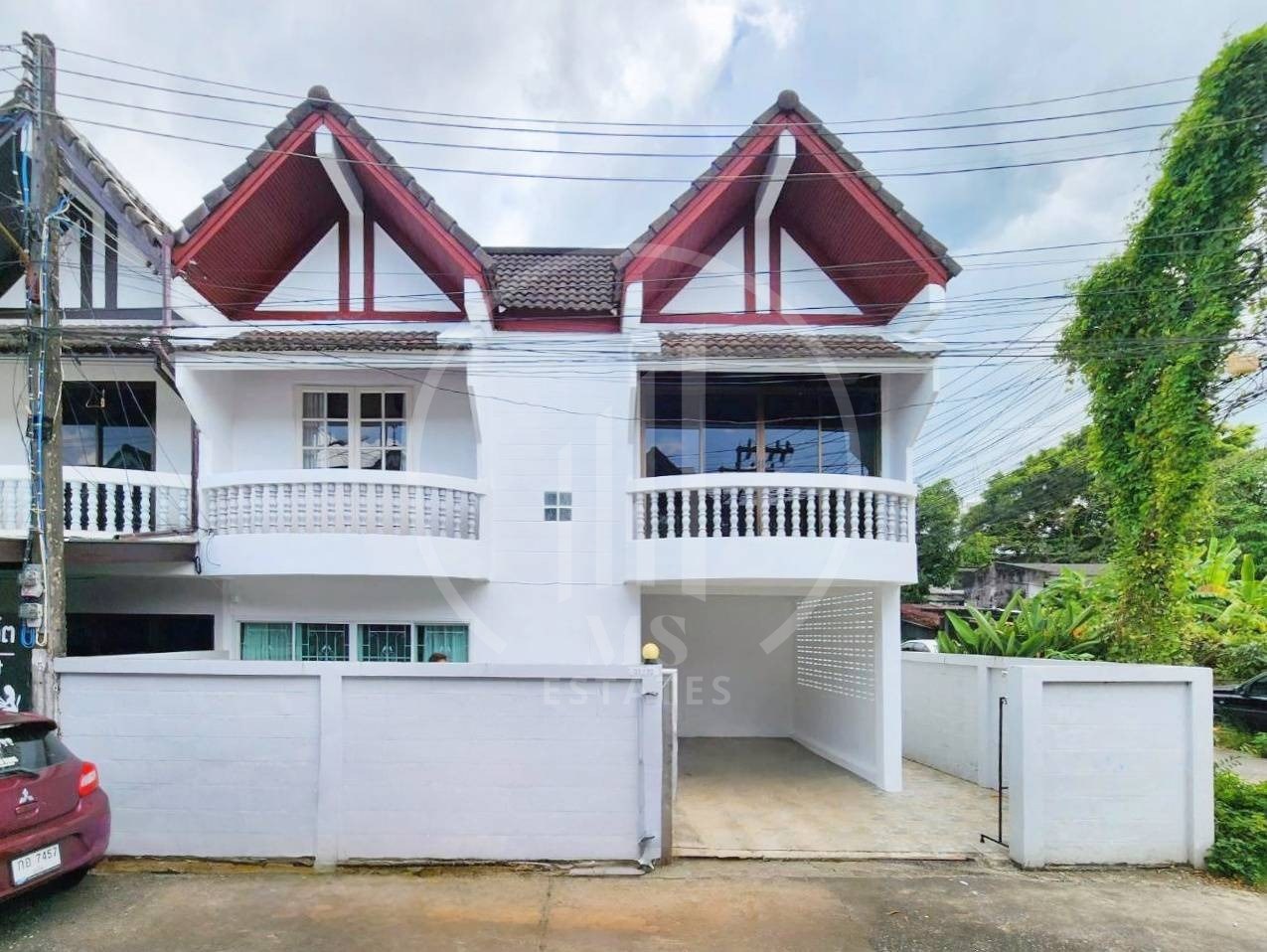 Beautiful Corner House in Kathu
