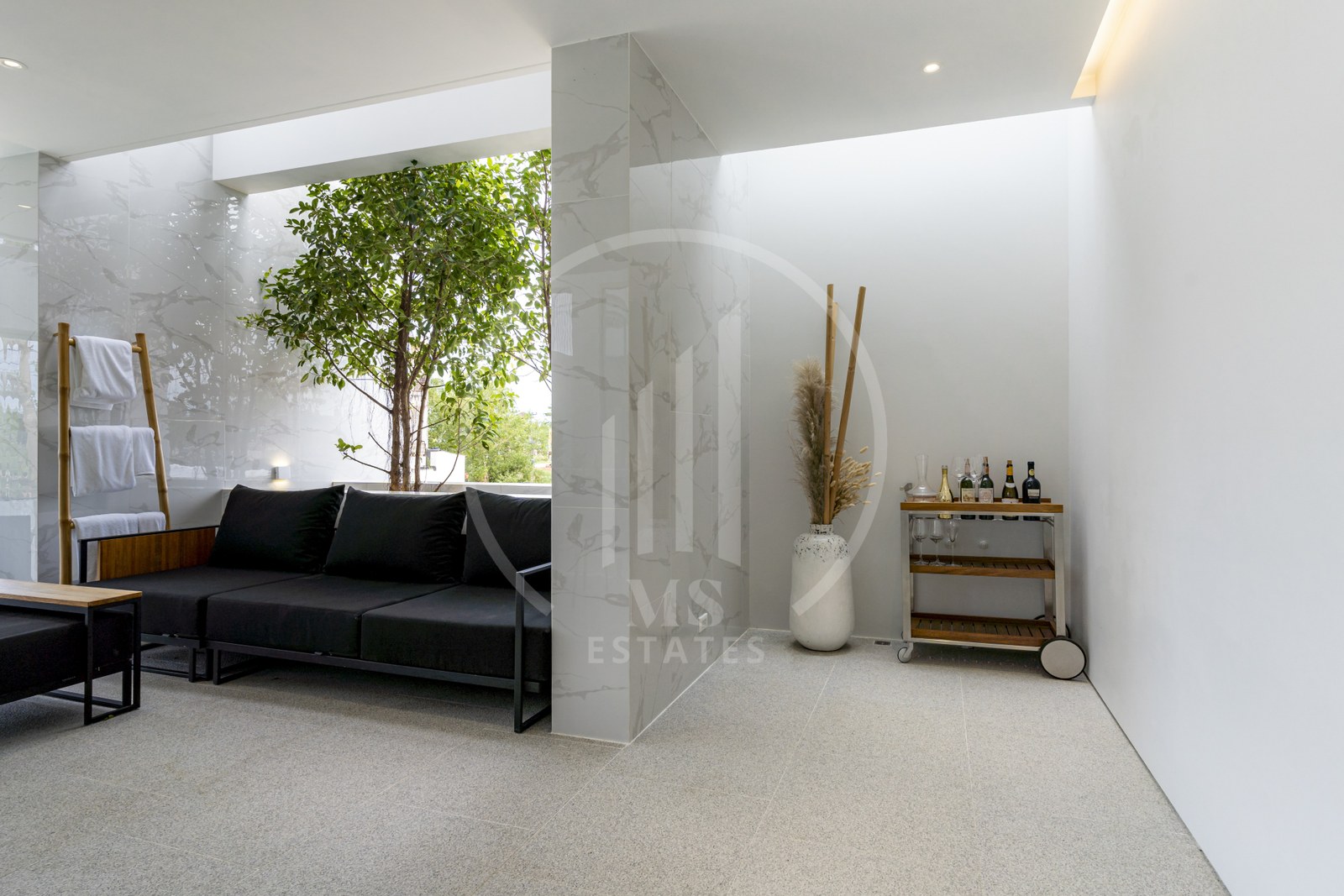 The Residence Prime – photo 2