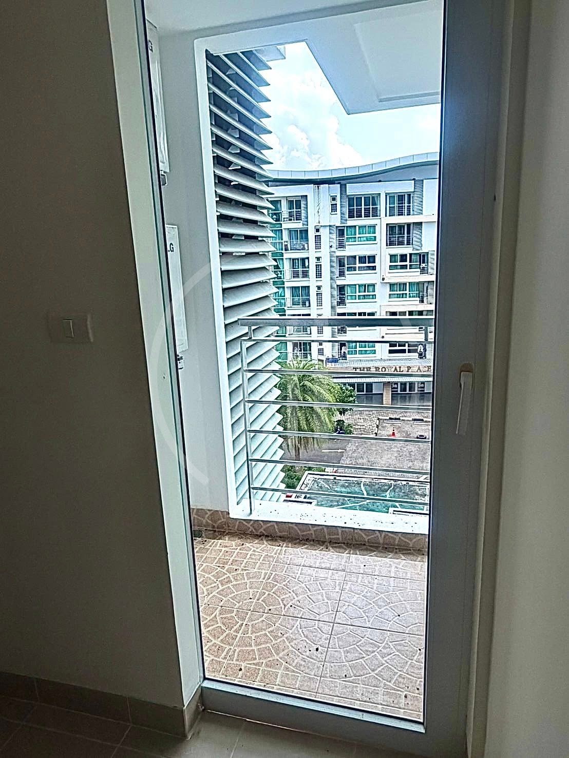 The Royal Place Condominium – photo 3