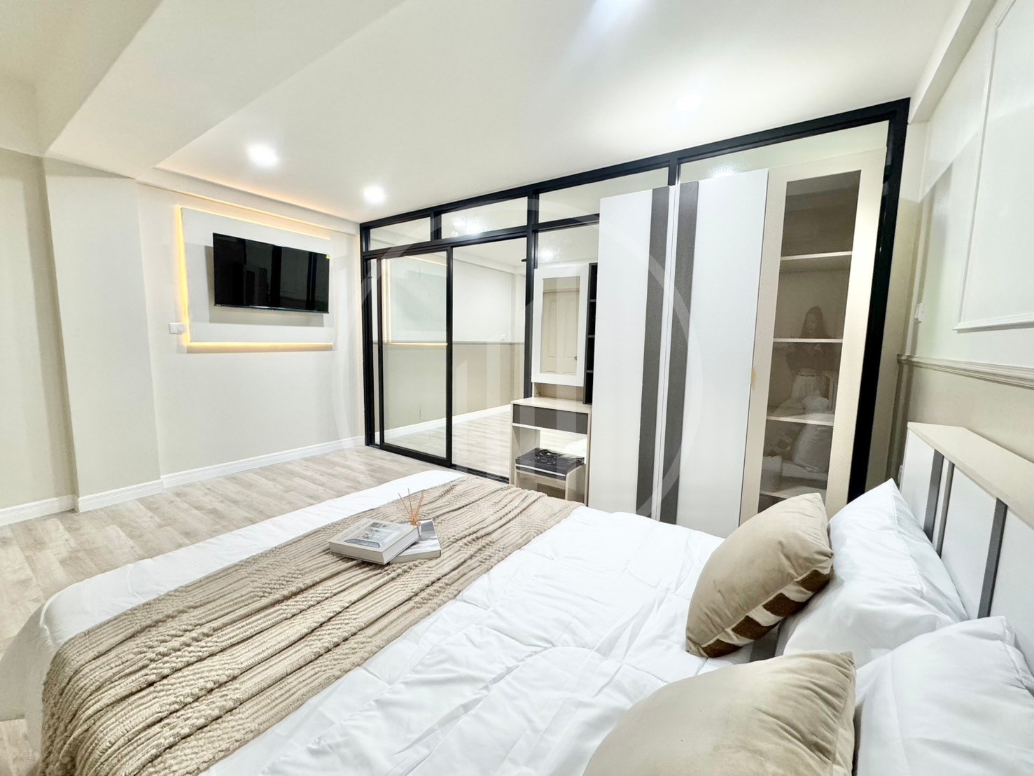 Phanthep Condo Town – photo 5