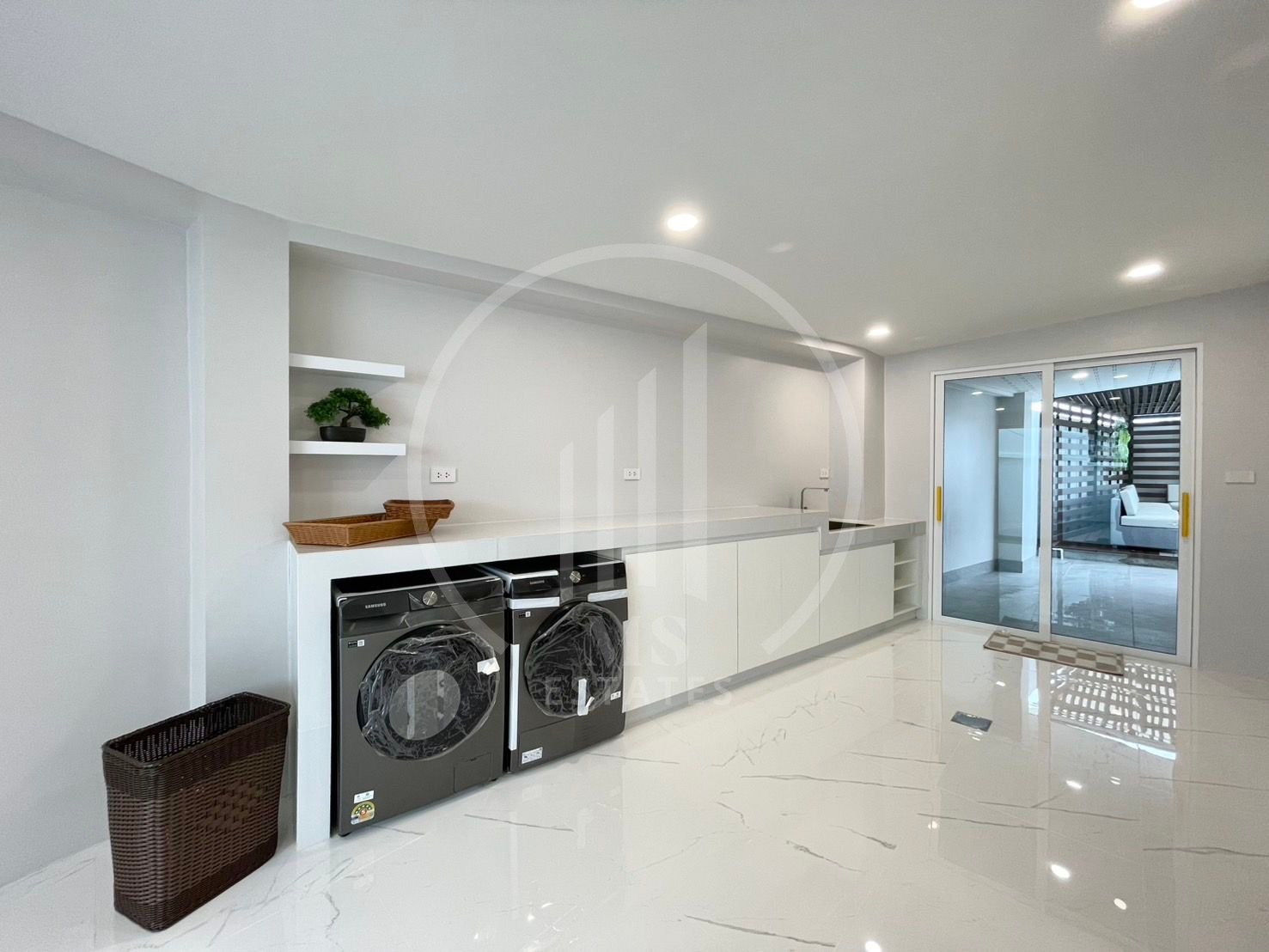 Manik Pool Villa – photo 5