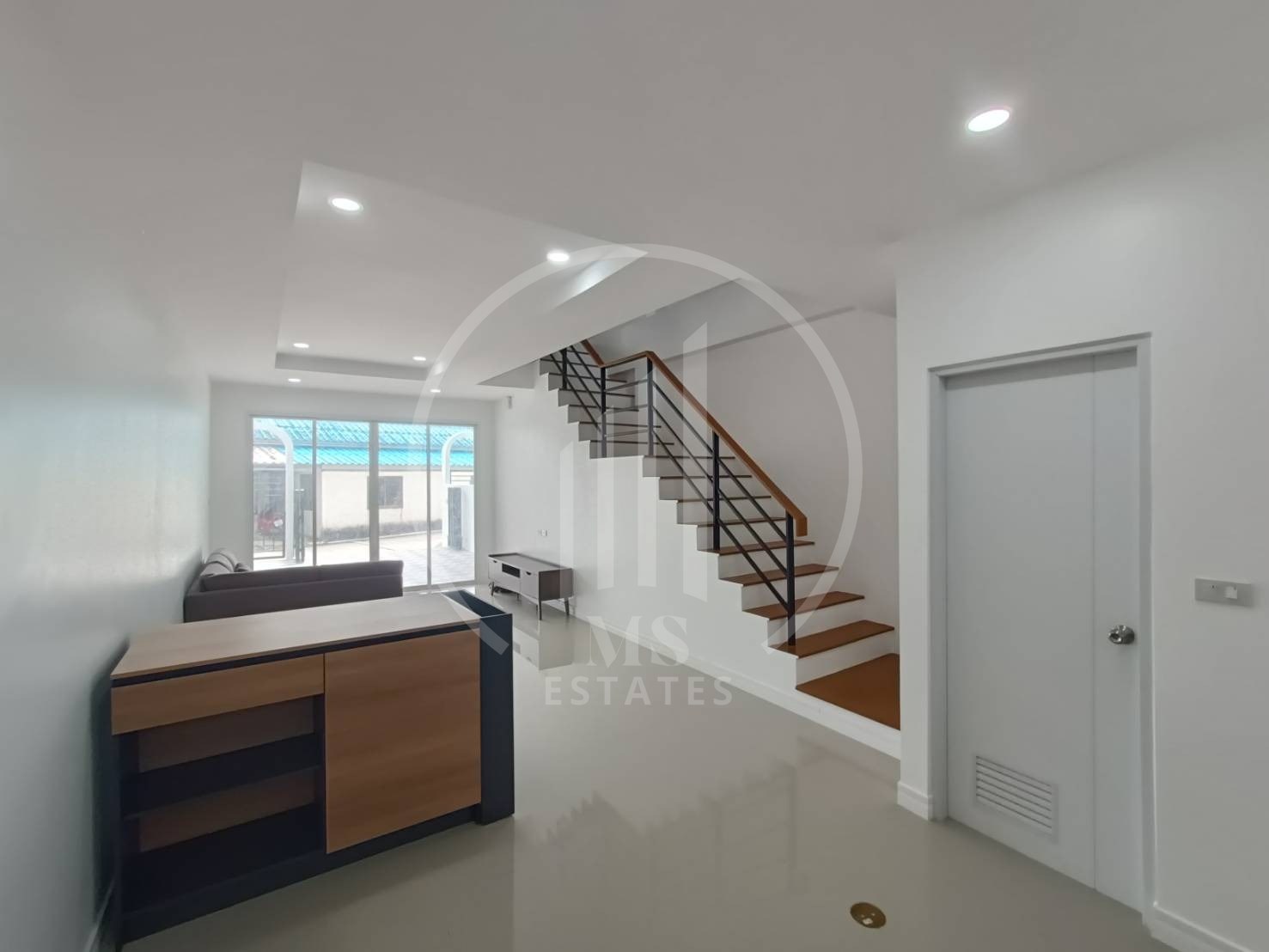Modern House for Rent