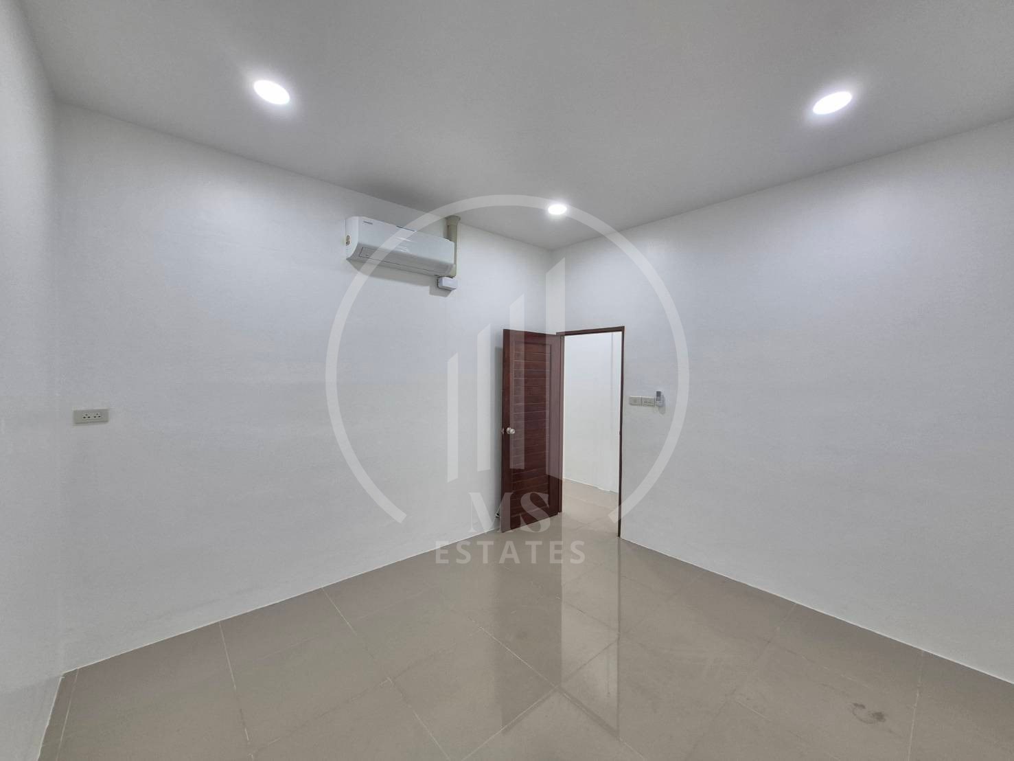 Single-Story Townhouse , Wichit – photo 5