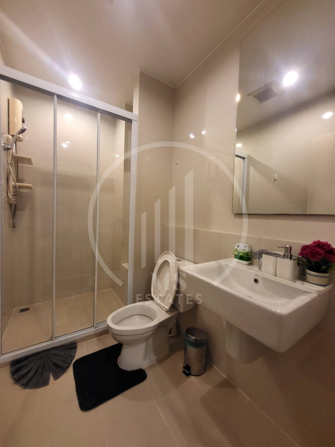 The Base Uptown Condominium – photo 4