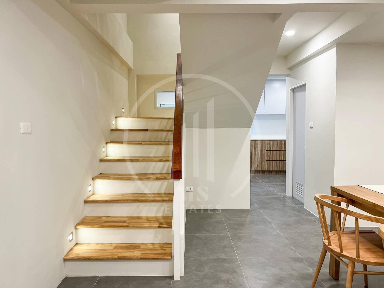 Patong Modern 3 Story House – photo 4
