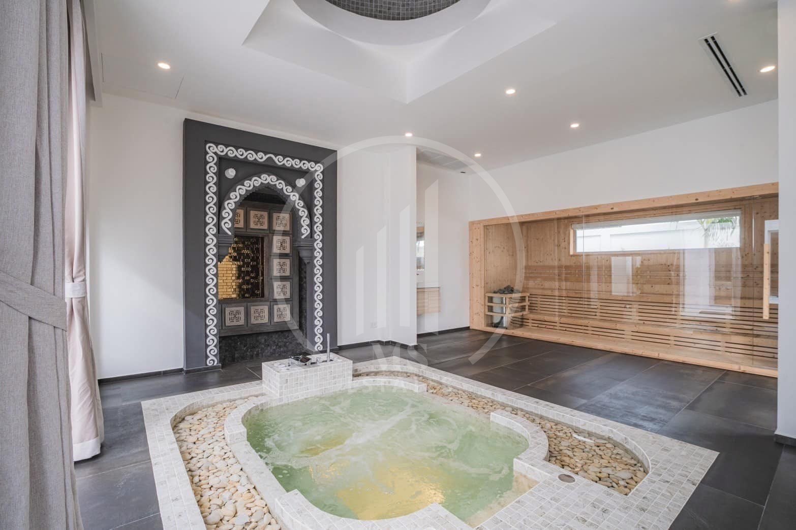 Luxury Pool Villa for Rent – photo 3